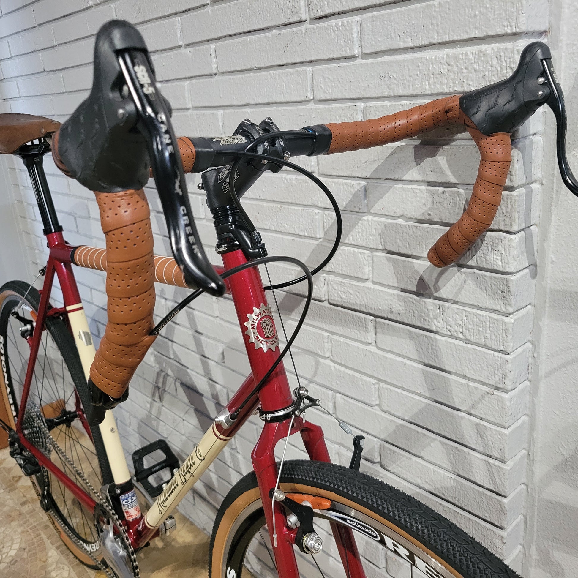 gravel bike 57 Milwaukee Steel Gravel Bike (57/58cm) – South Tampa Bicycle Co