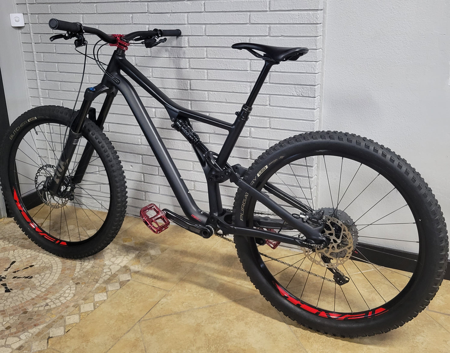 2019 Specialized Stumpjumper Comp Alloy 27.5 (Large)