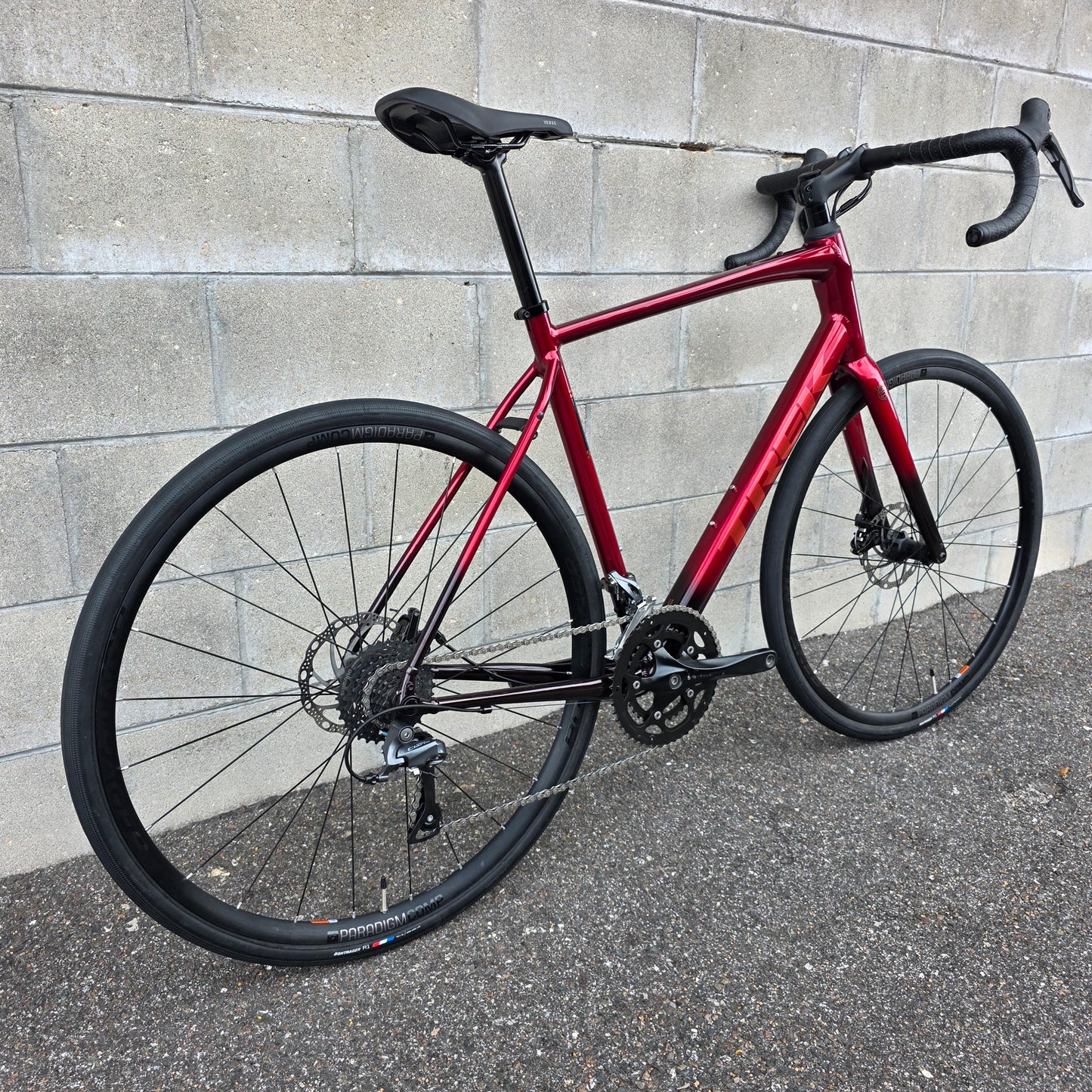 Trek Domane AL 2 (58cm) Road Bike
