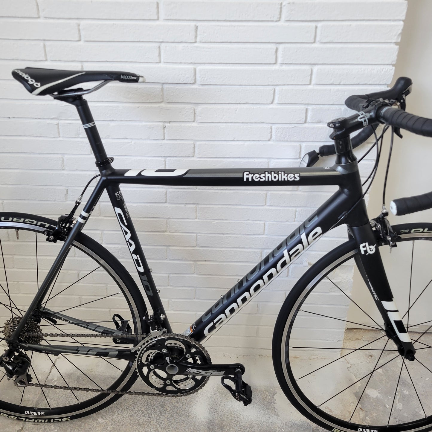 2015 Cannondale Caad10 5 105 Road Bike (56cm)