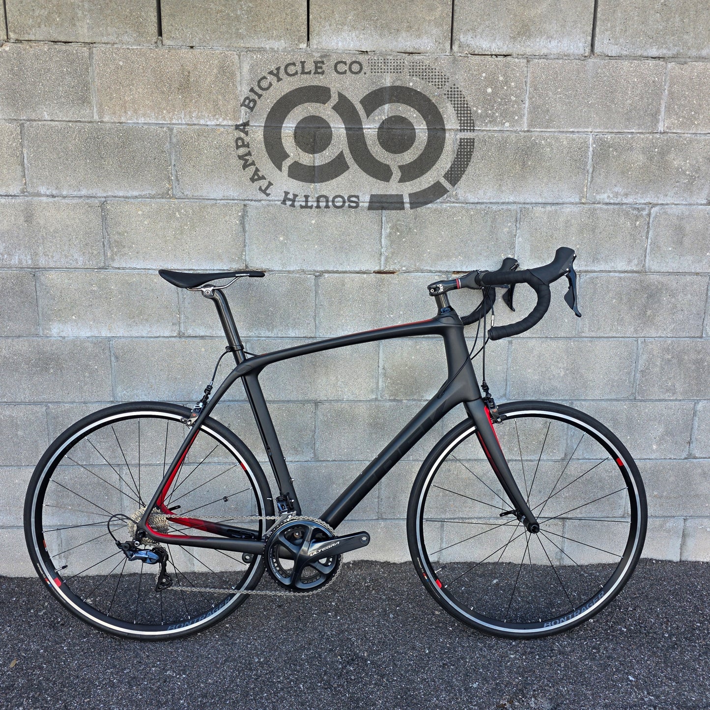 Trek Domane SLR 60cm Ultegra Carbon Road Bike