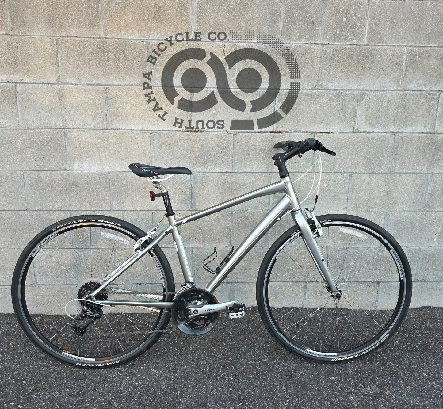 Trek FX 7.3 Women's Fitness Hybrid bike Medium (In Store Pick-up Only)