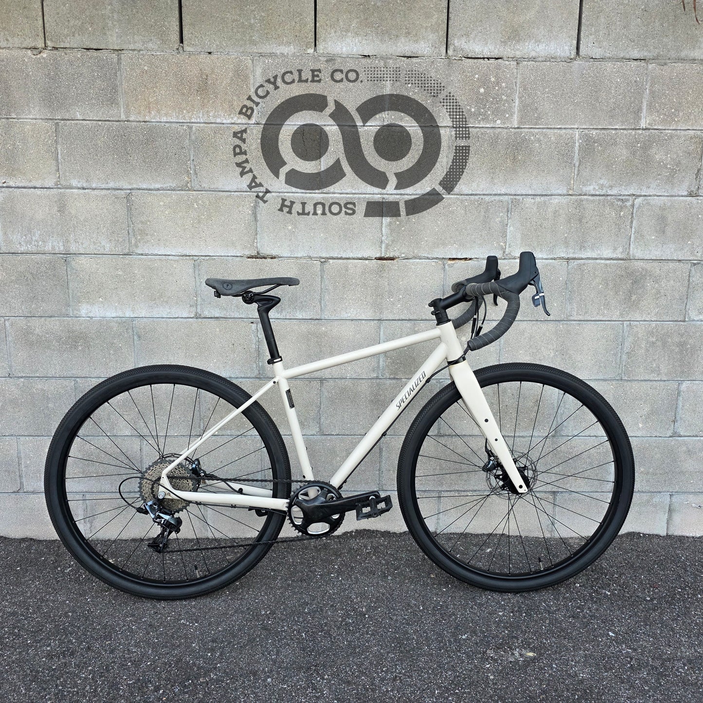 Specialized Sequoia Expert 54cm Gravel Adventure Bike