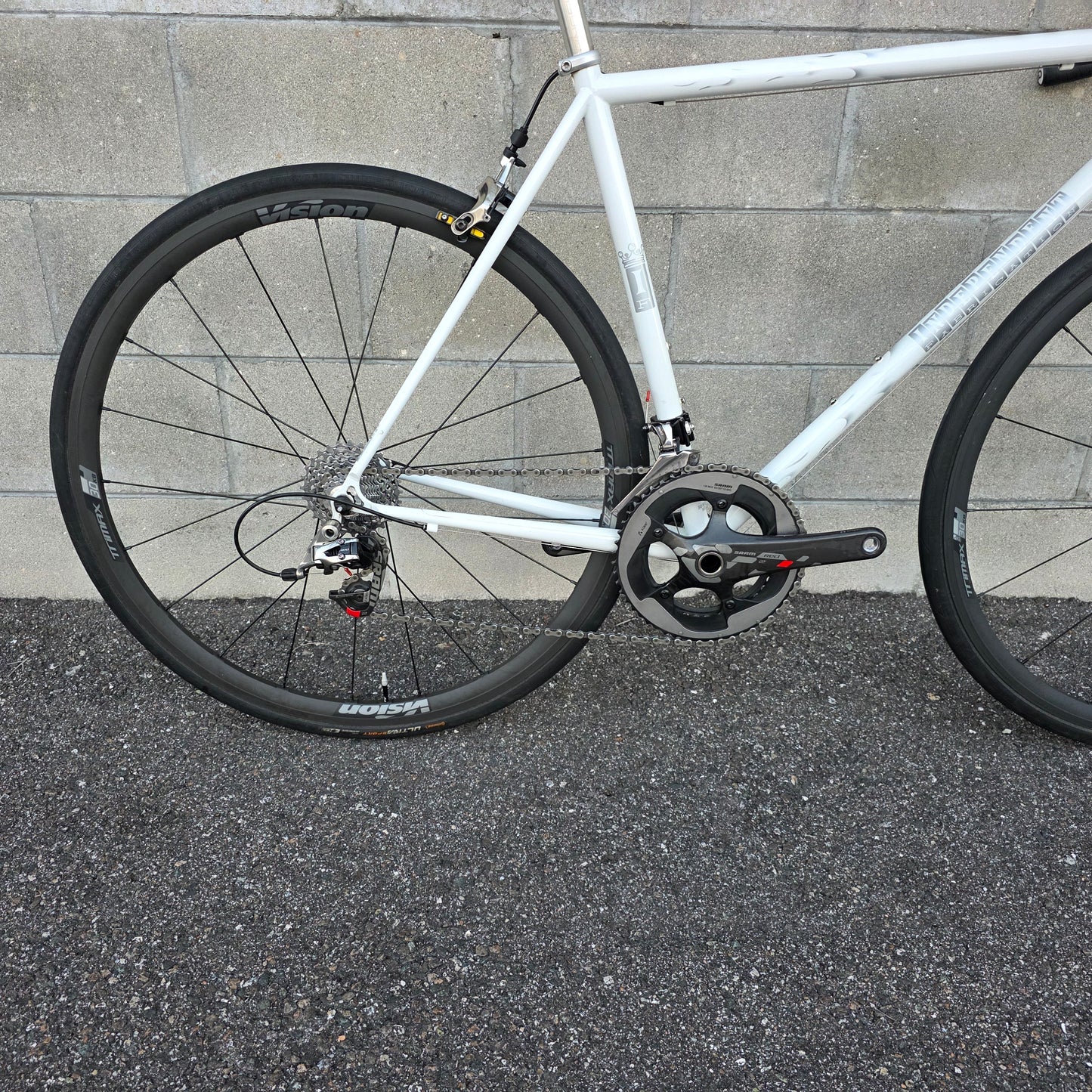 Independent Fabrication Crown Jewel Steel 54cm