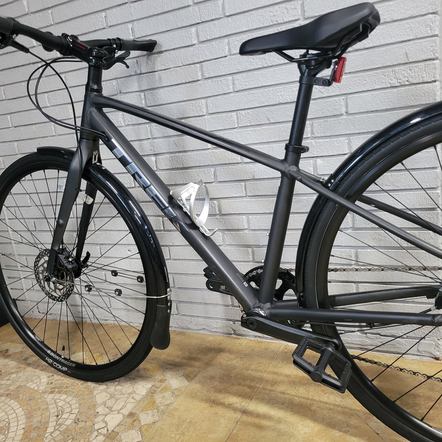 2023 Trek FX3 (Size Small)