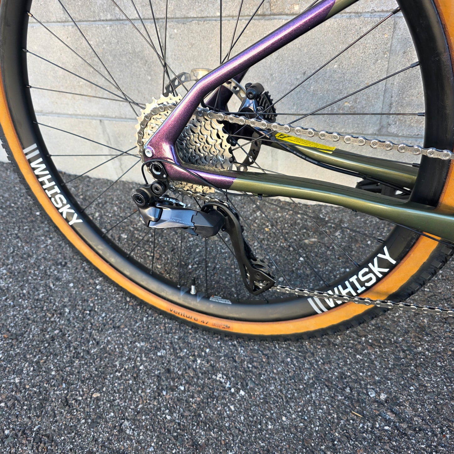 2024 Cannondale Topstone Lefty Ultegra Di2 12 Speed (Medium) Carbon Wheels