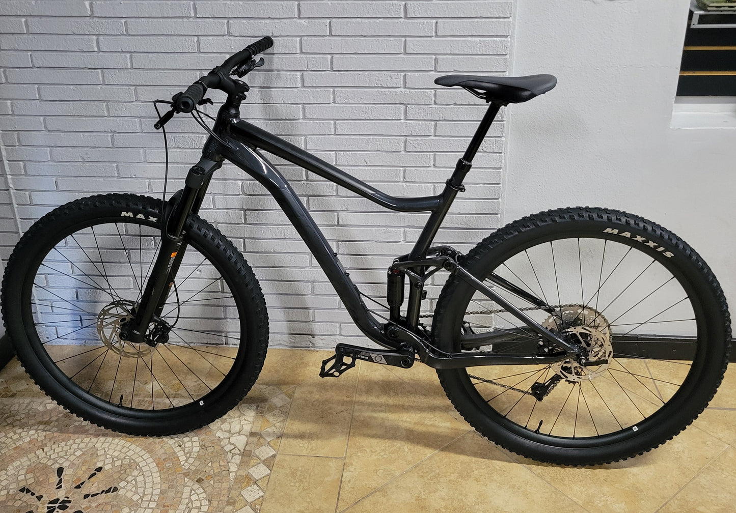 2023 Giant Stance 2 29 (Large)