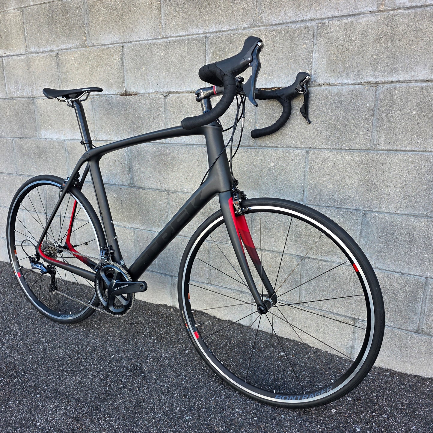 Trek Domane SLR 60cm Ultegra Carbon Road Bike