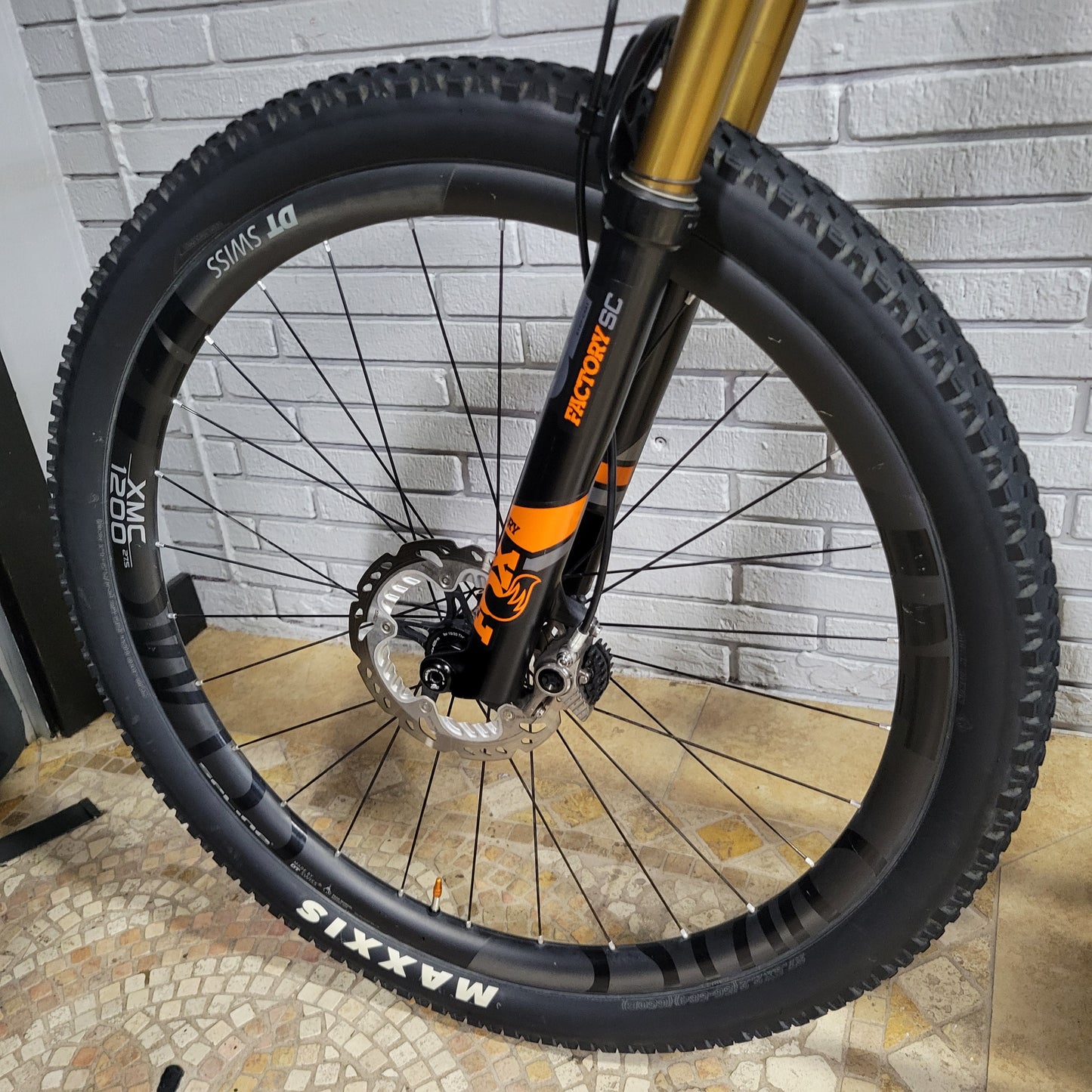 2016 Pivot Mach 4 27.5 (XS Extra Small)