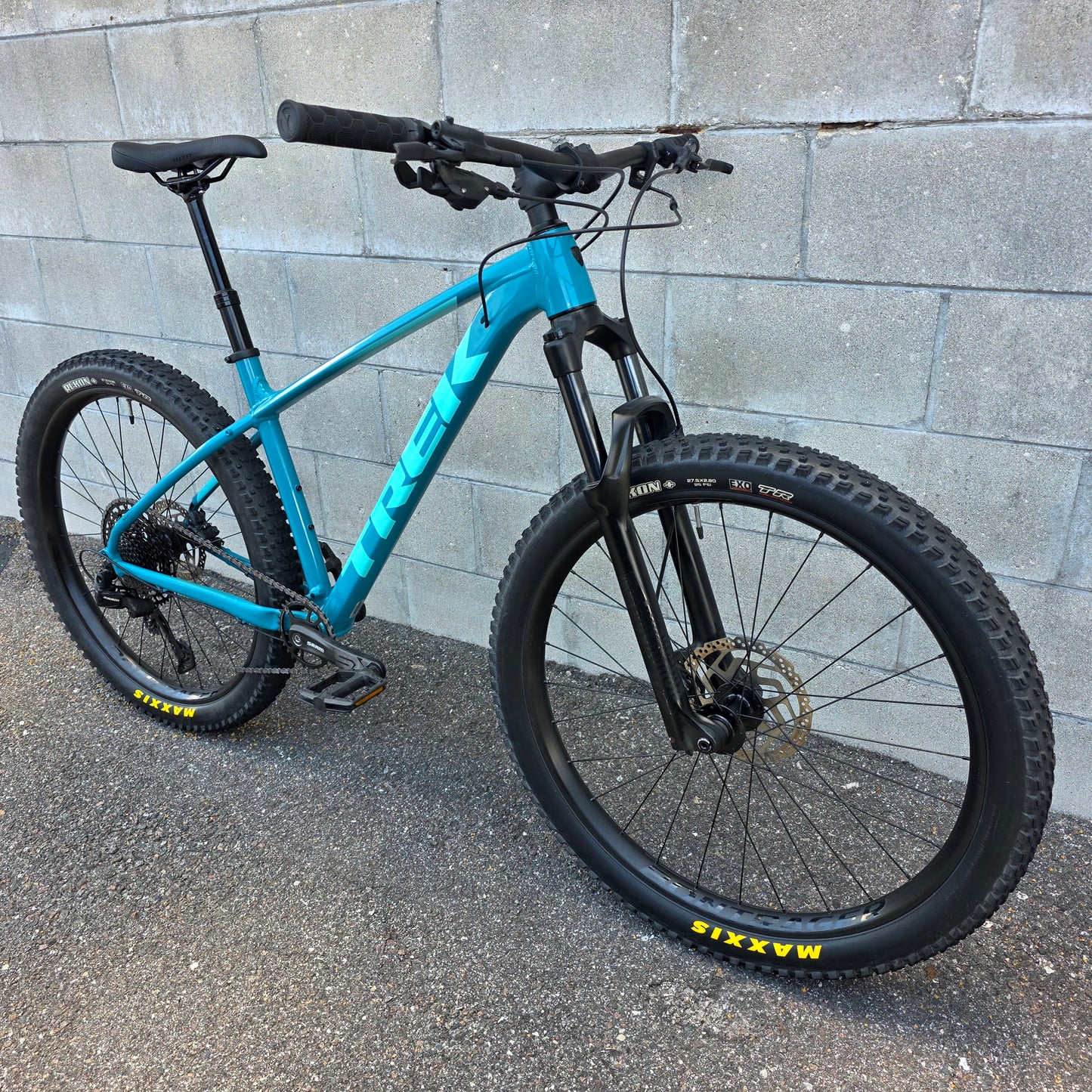 2020 Trek Roscoe 7 (M/L) 27.5+
