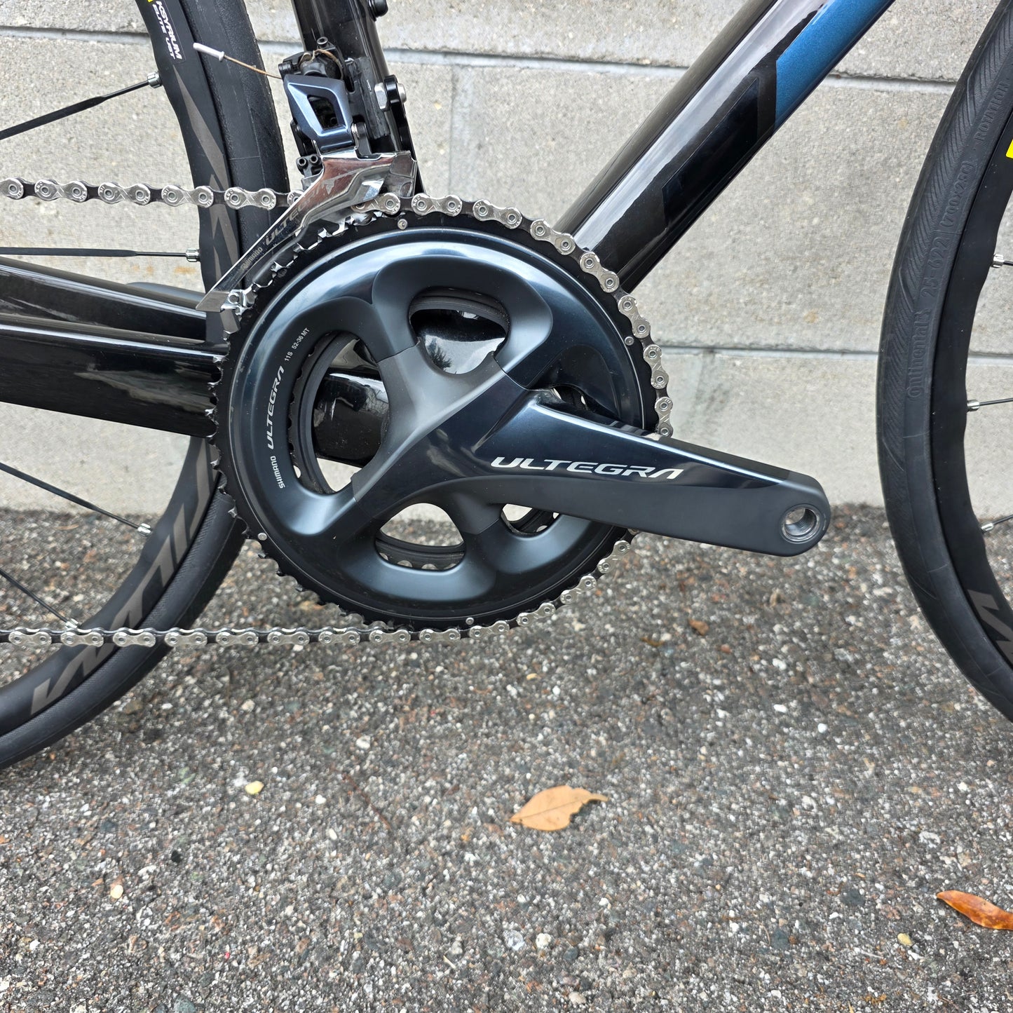 Vitus Vitesse Evo CR Carbon Disc Ultegra (48cm) Road Bike