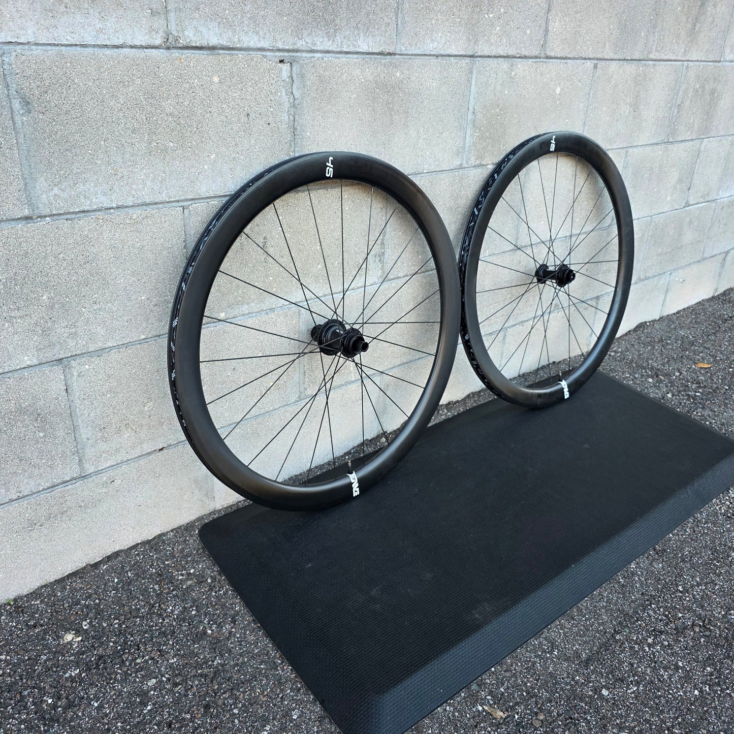 ENVE 45 Foundation DISC Carbon Road Bike Wheelset Shimano