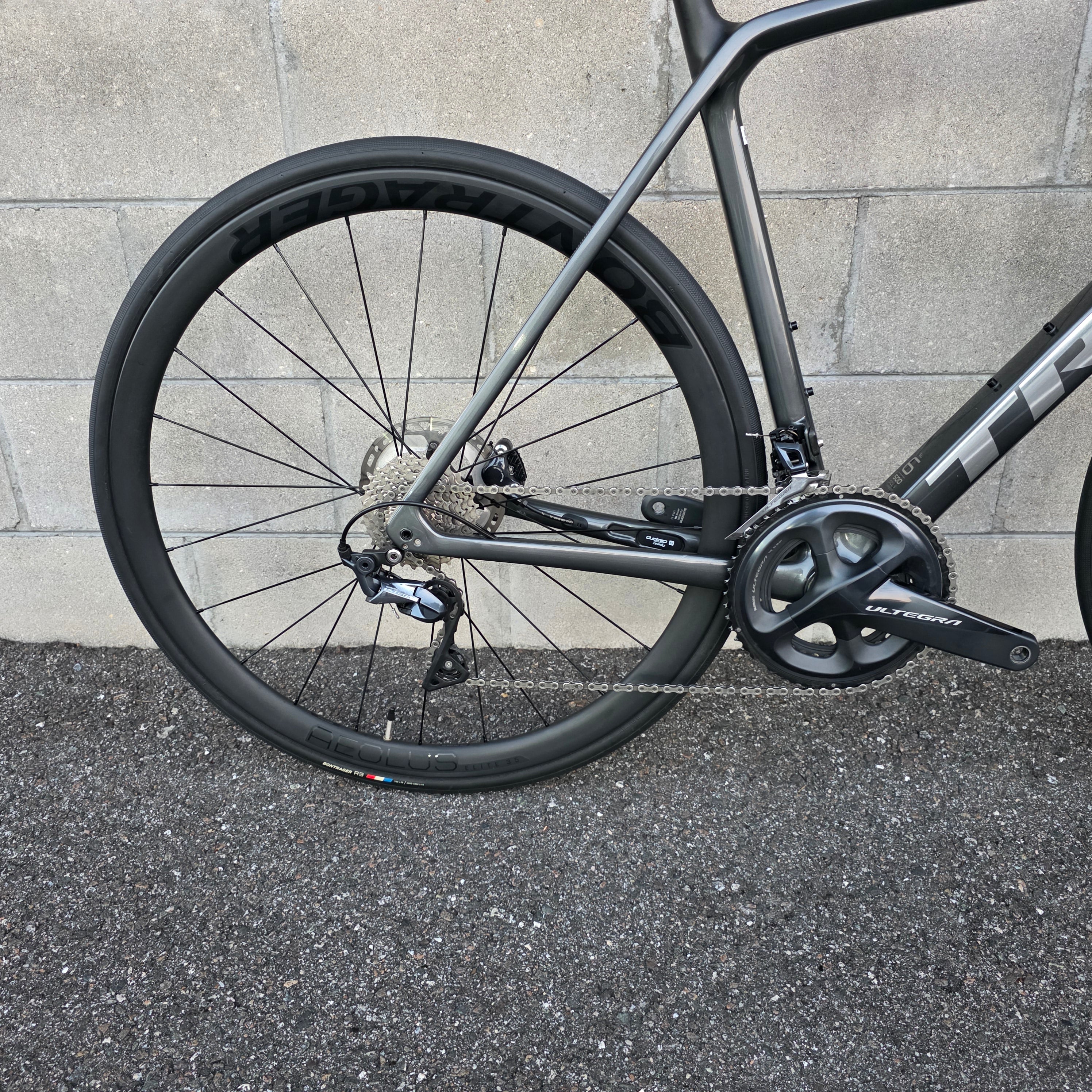 2022 Trek Emonda SL 6 Disc Carbon (56cm) w/ Bontrager Carbon