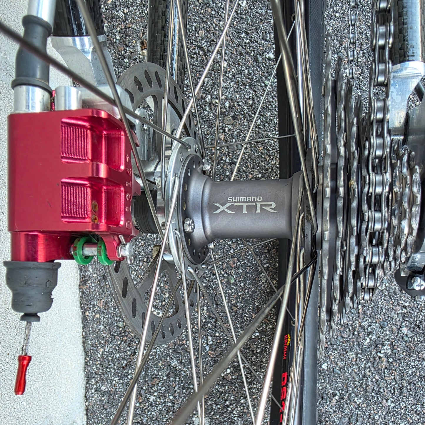 AMP Research B4 XTR Vintage MTB (Large)