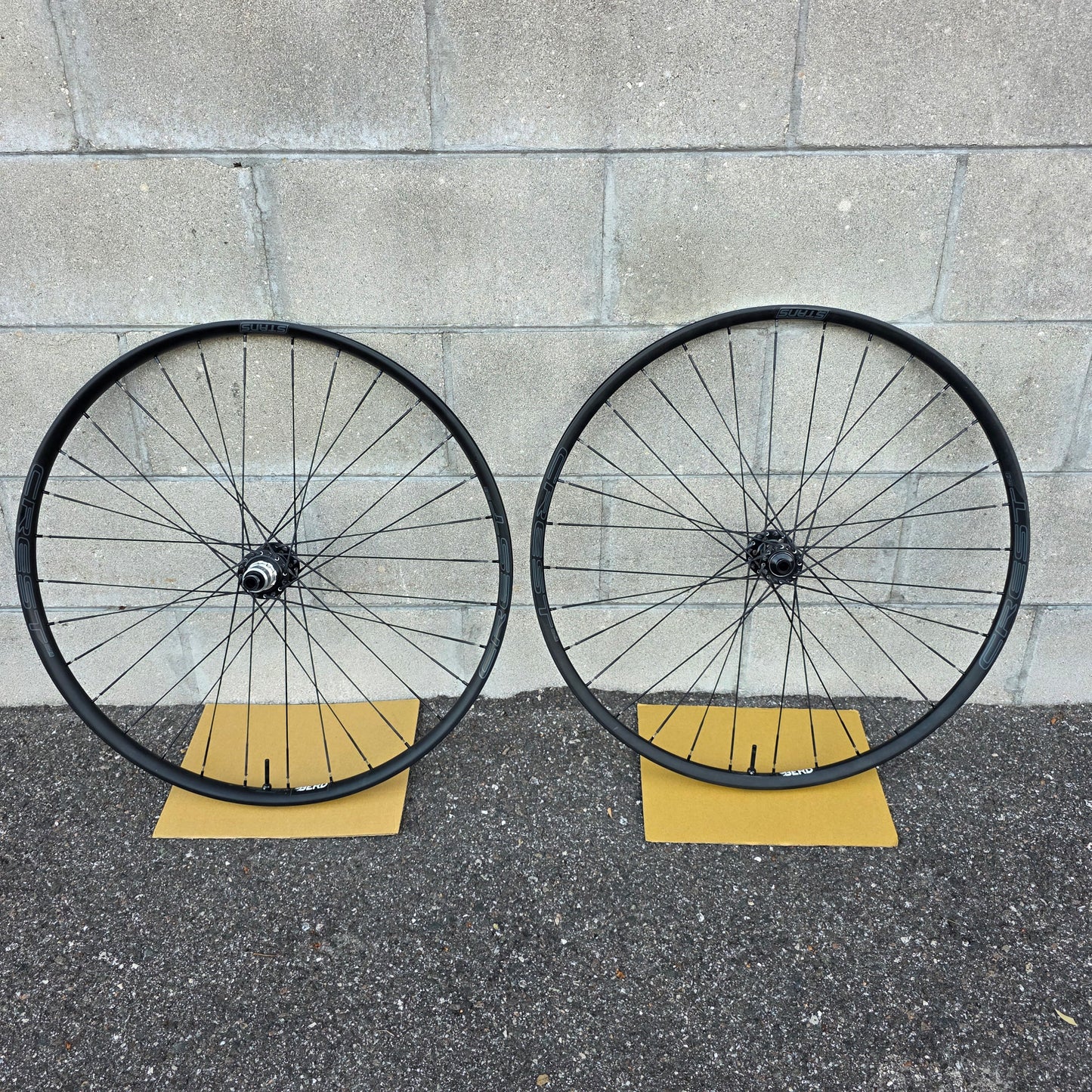 Stan's Gravel wheelset w/ BERD Spokes 700c