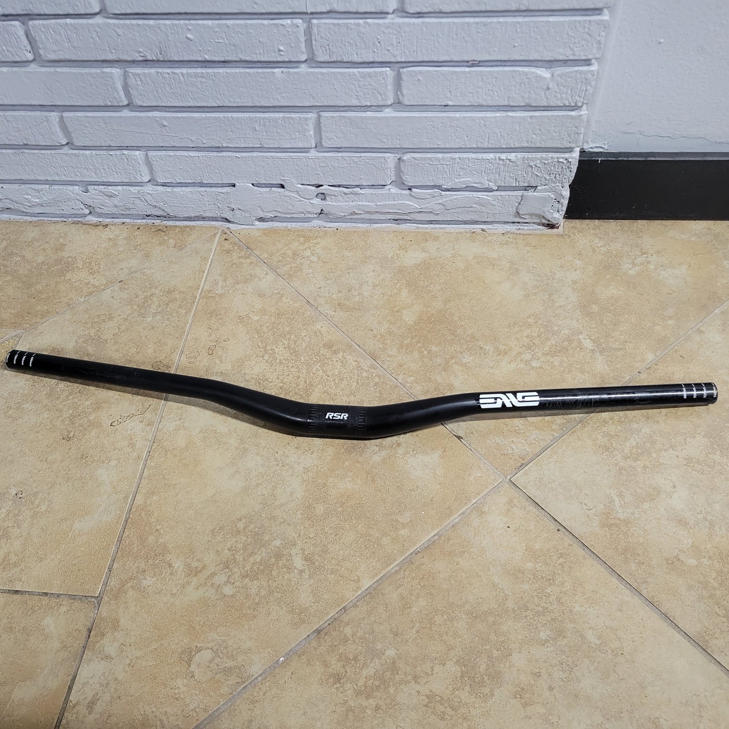 ENVE RSR MTB low rise handlebar 31.8
740mm length