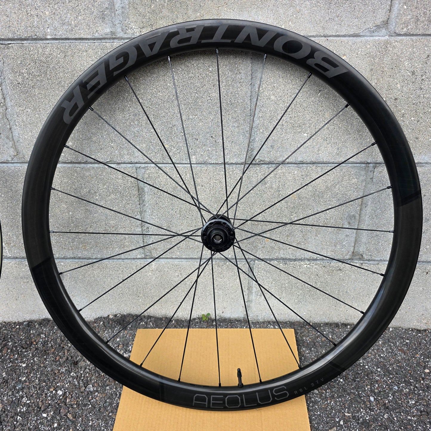 Bontrager Aeolus RSL 37V Carbon Wheelset Shimano