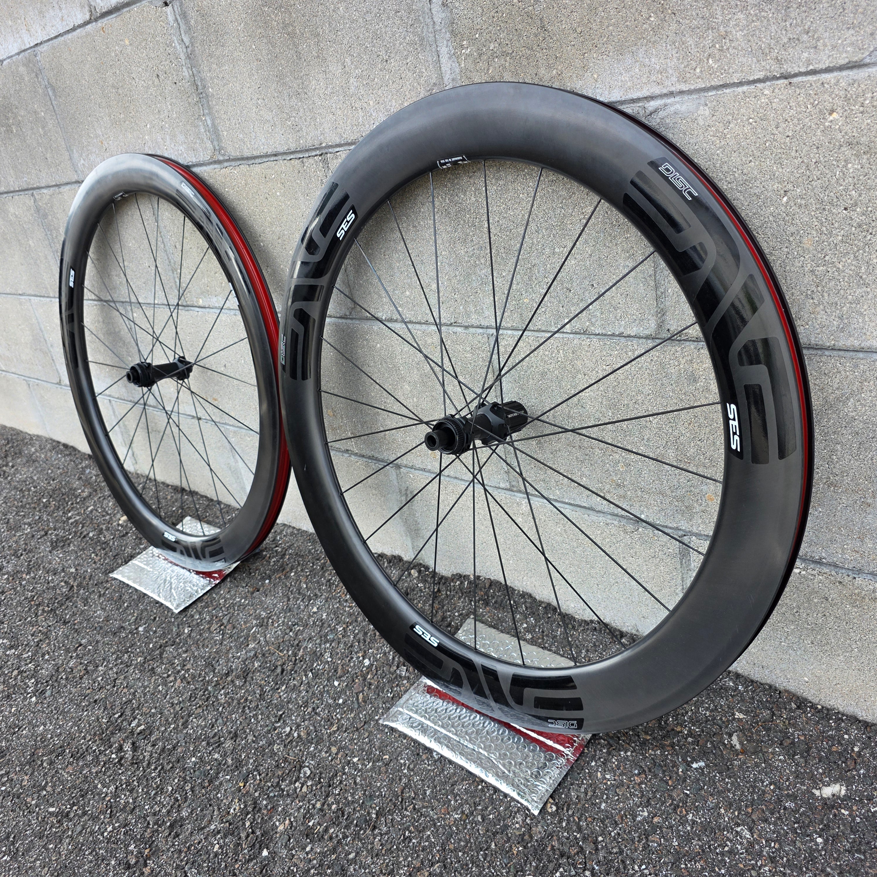 ENVE SES 5.6 Disc Carbon/ Dt Swiss 180 EXP Ceramic – South Tampa