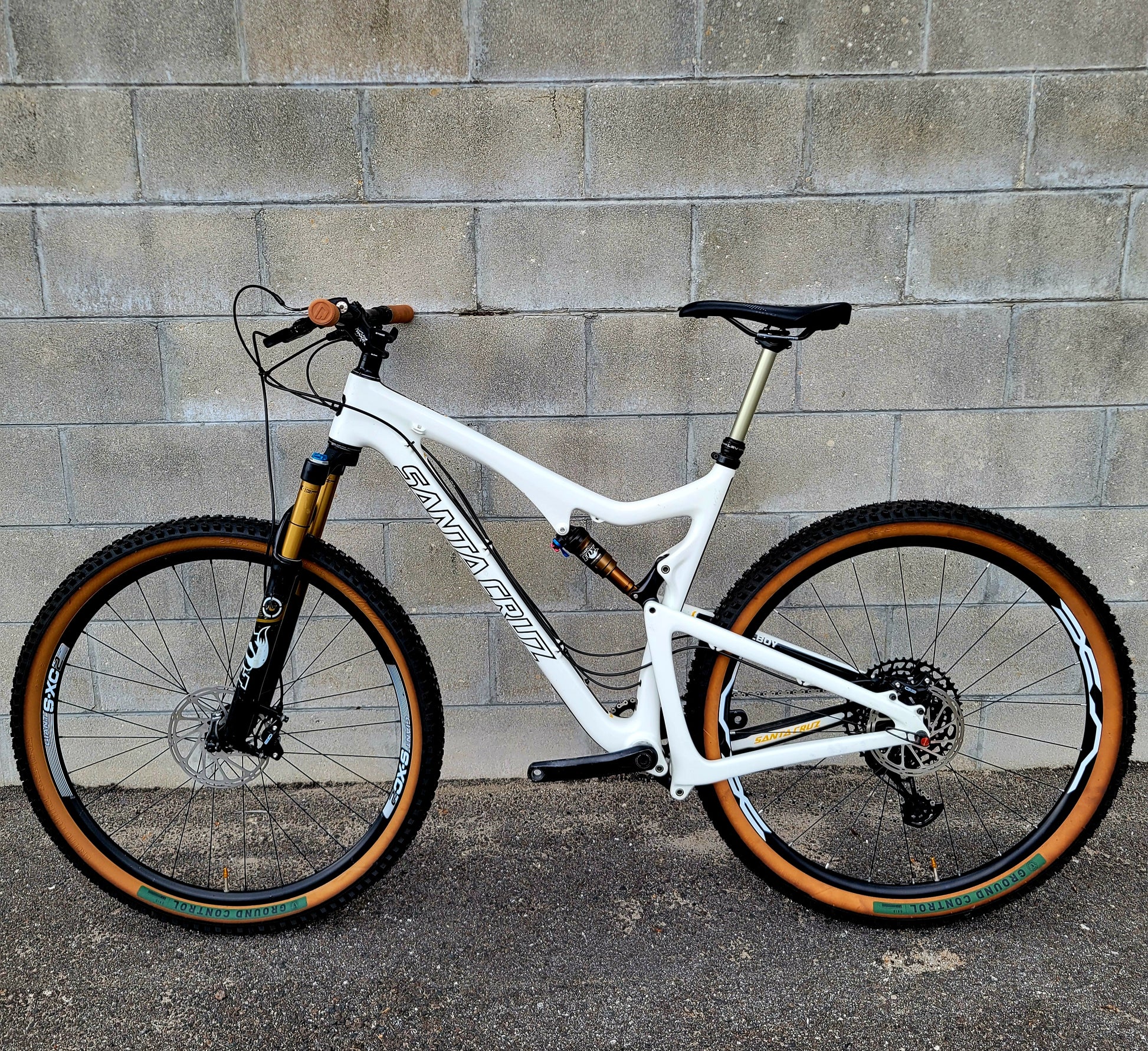 Full Suspension Santa Cruz Hightower 2014 Santa Cruz Tallboy C 29
