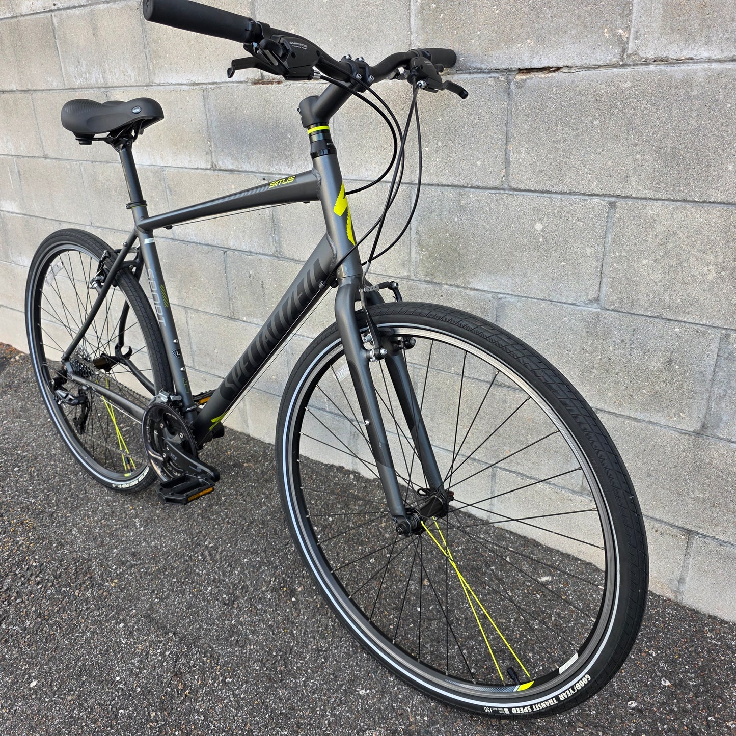 Specialized Sirrus Fitness Bike (Size Large)