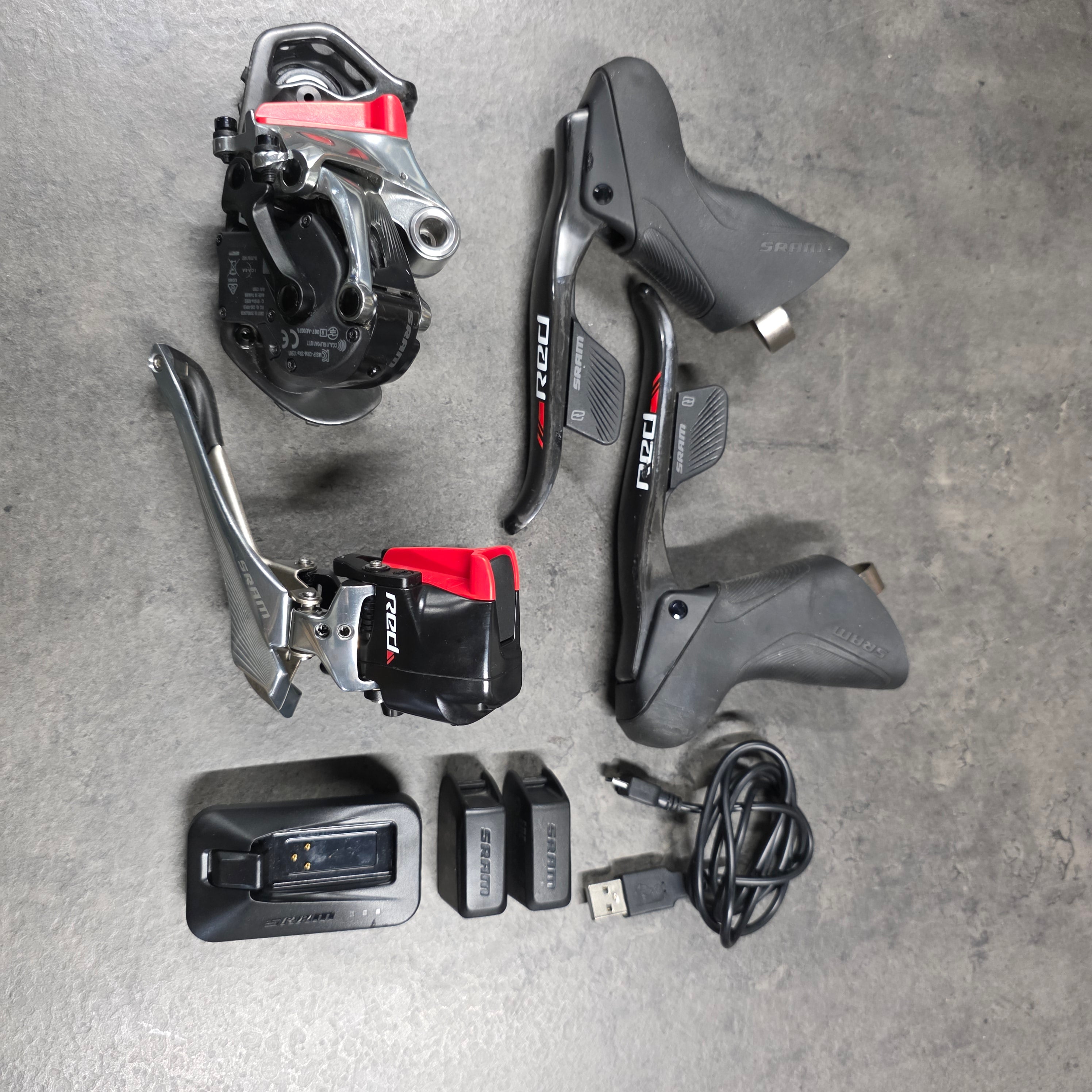 SRAM RED e-TAP WiFli 2x11s 電動ワイヤレス リム SRAM Red Etap AXS Electronic Wireless 11 Speed Groupset Rim Brake