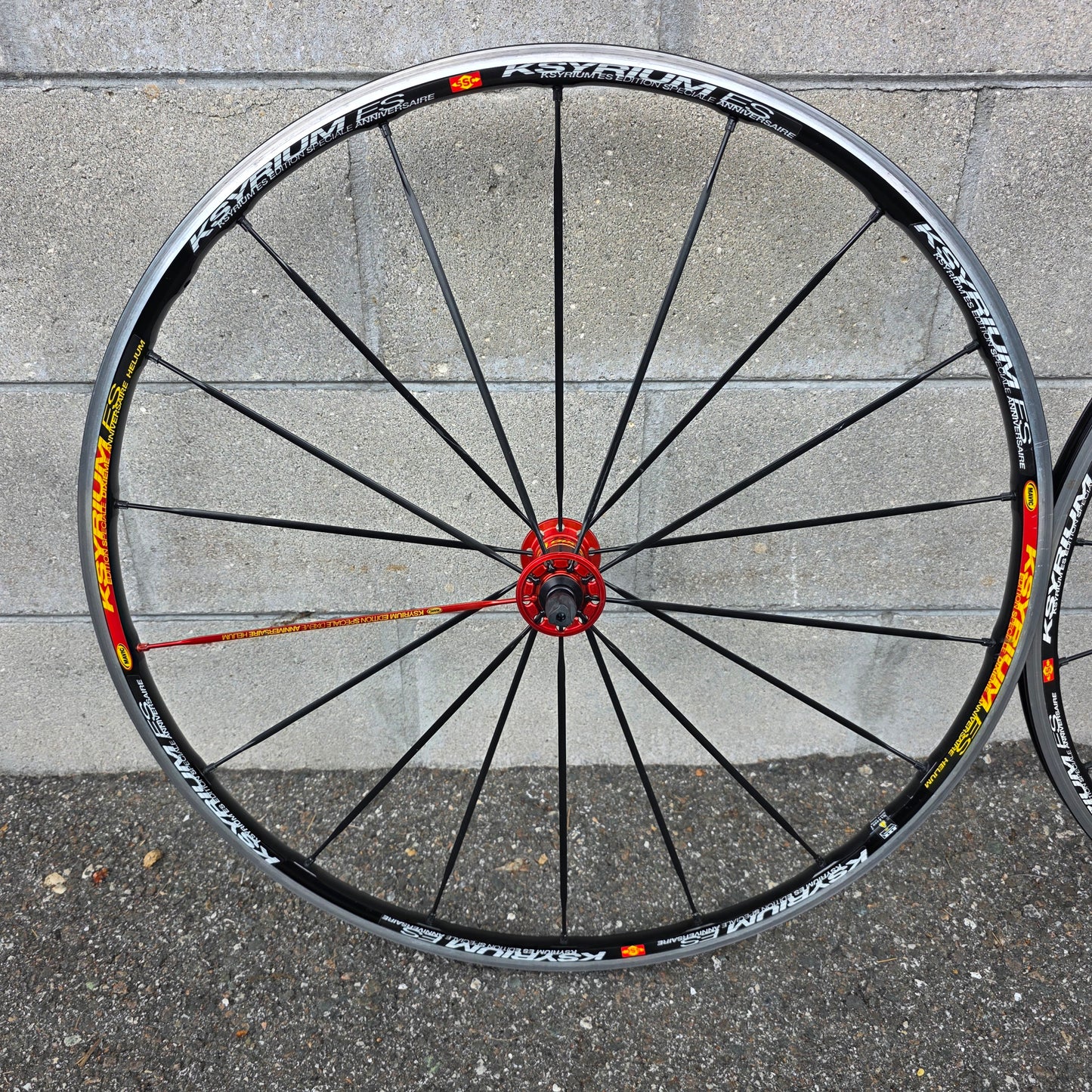 Mavic Ksyrium ES Anniversary Helium 700C Clincher Road Bike Wheelset