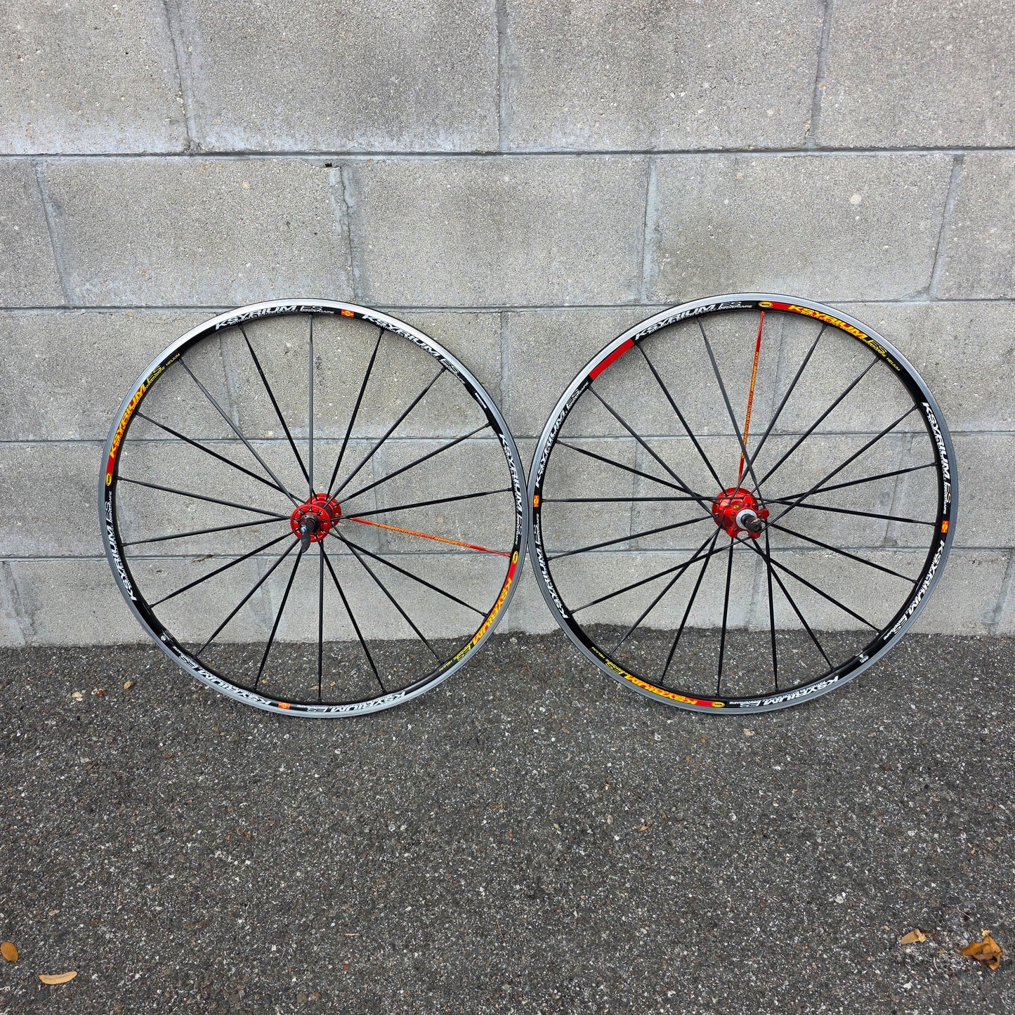 Mavic Ksyrium ES Anniversary Helium 700C Clincher Road Bike Wheelset