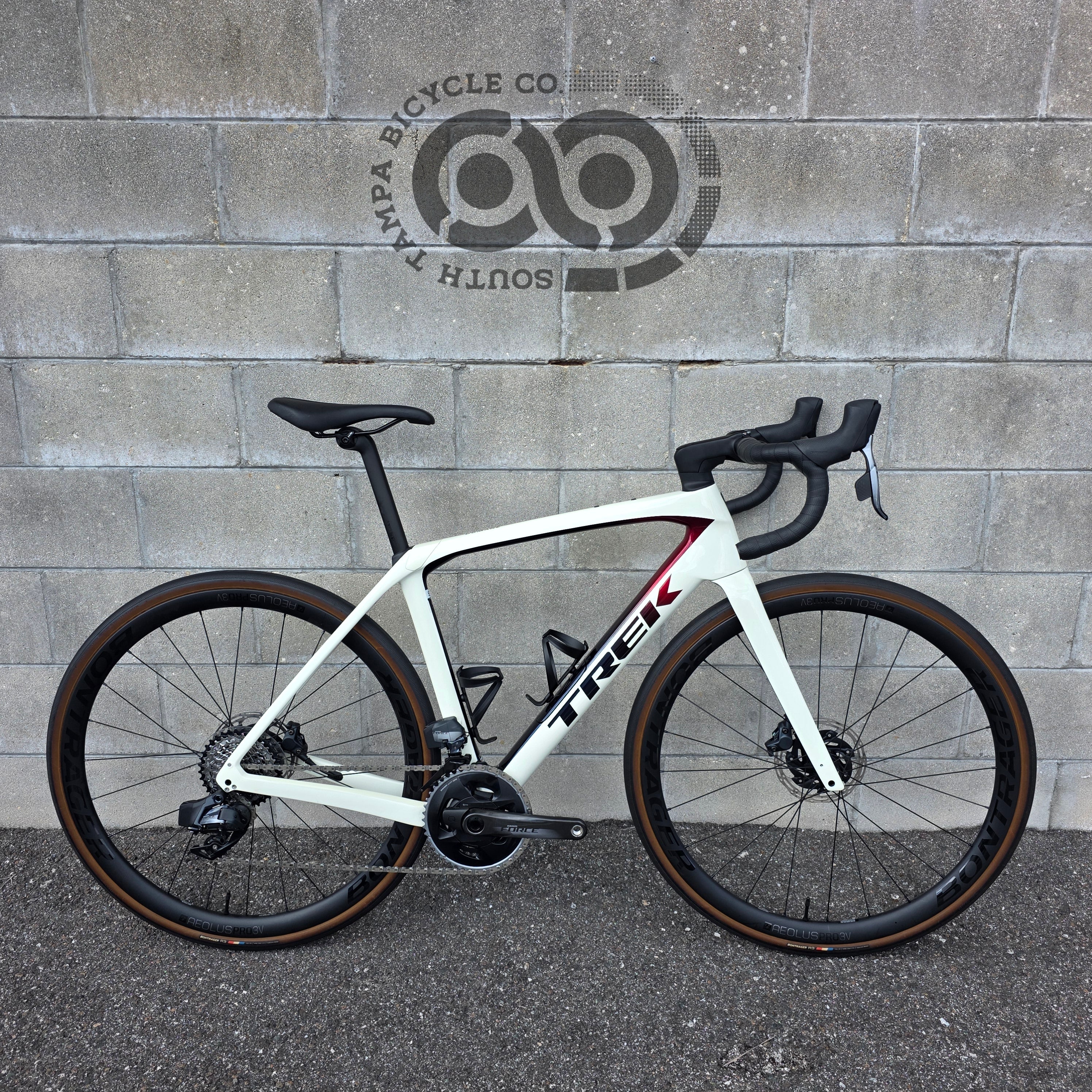 自転車本体 TREK Domane AL4 Gen4 2024 TREK Domane AL 4 Gen 4｜アルミロードバイク｜ロングライド向け