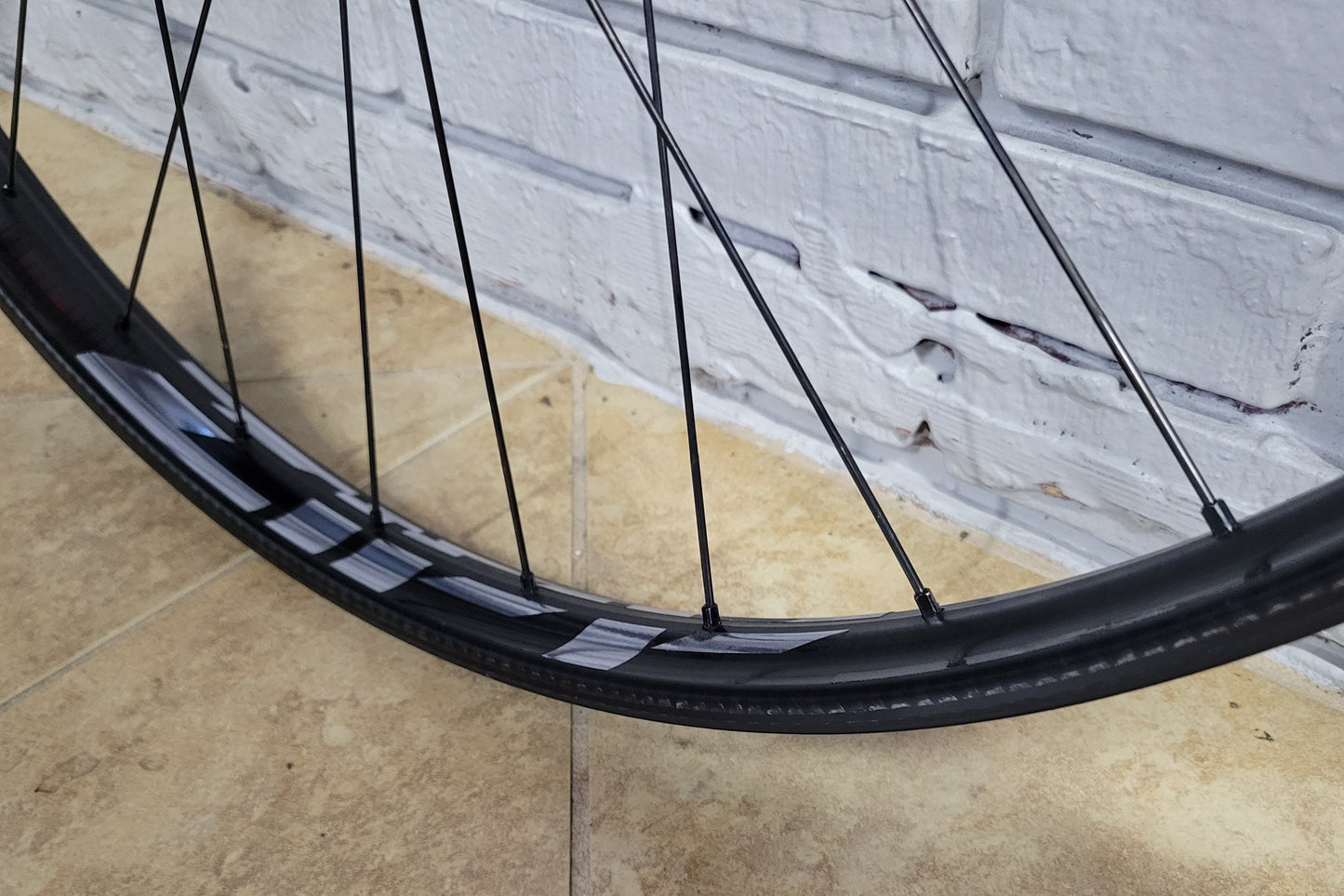 Zipp 3zero Moto Carbon Wheelset Industry Nine Hydra 29 Boost XD