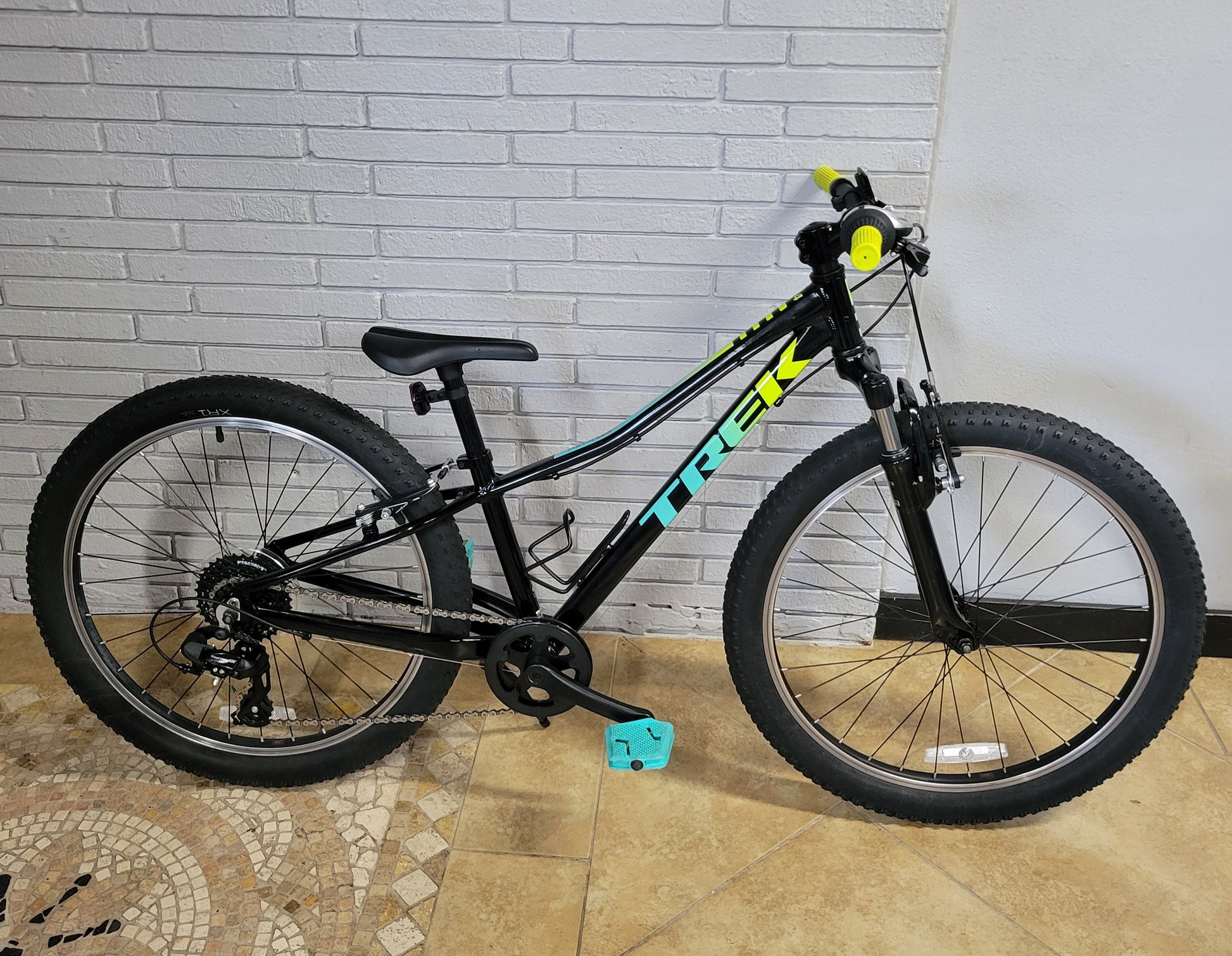 trek bicycle gabba Trek PreCaliber 24 Kids Mountain Bike – South Tampa Bicycle Co