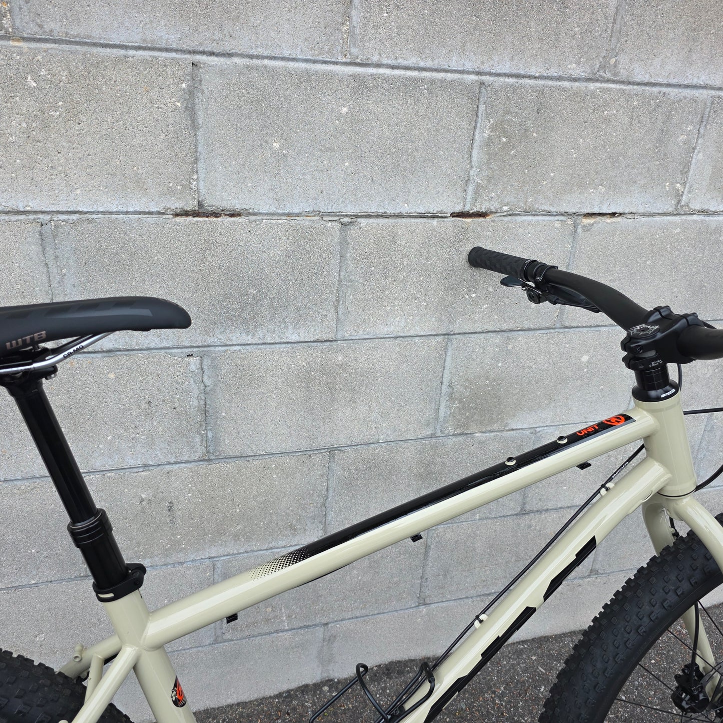 Kona Unit 29 (Large) Upgraded