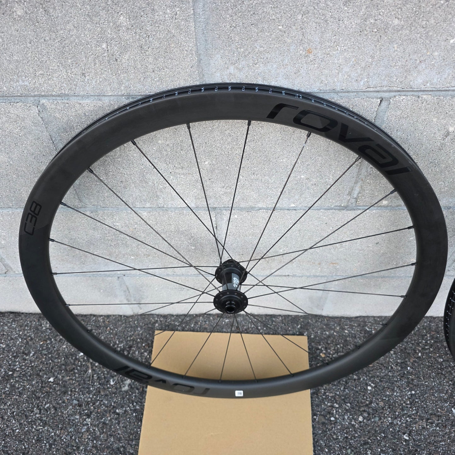 Roval c38 Carbon Wheelset road gravel Shimano
