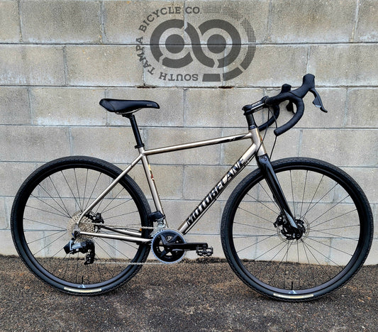 2021 Motobecane Century Ti Gravel Bike 53cm AXS