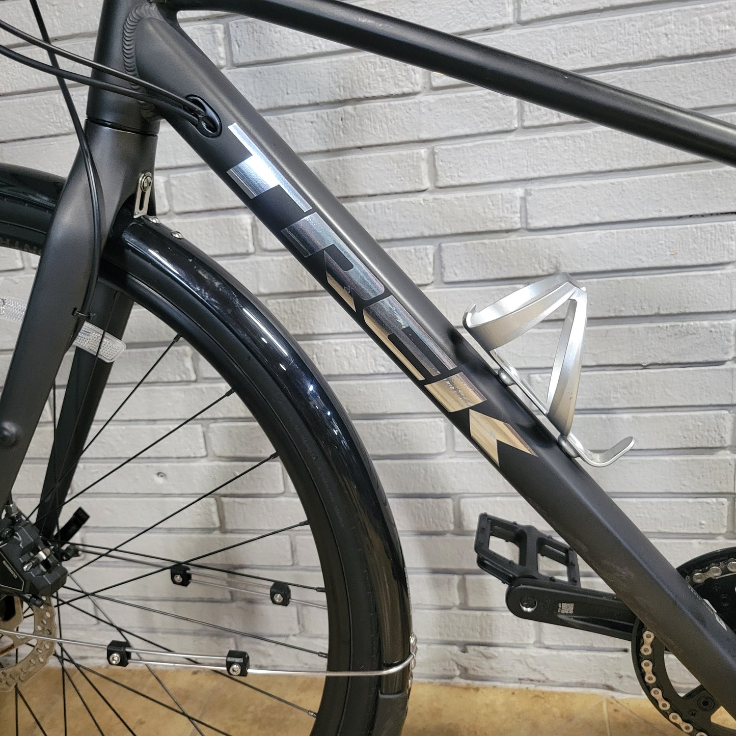 2023 Trek FX3 (Size Small)