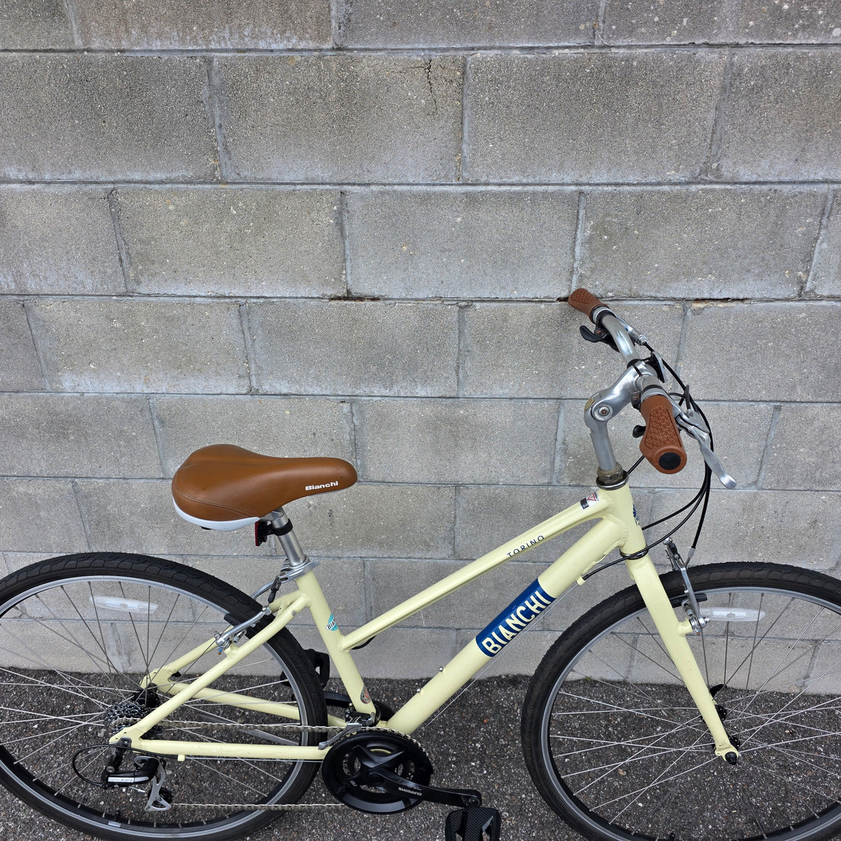 2021 Bianchi Tornino Dama Women's hybrid fitness bike (Size S/M 16.5") TAMPA FL