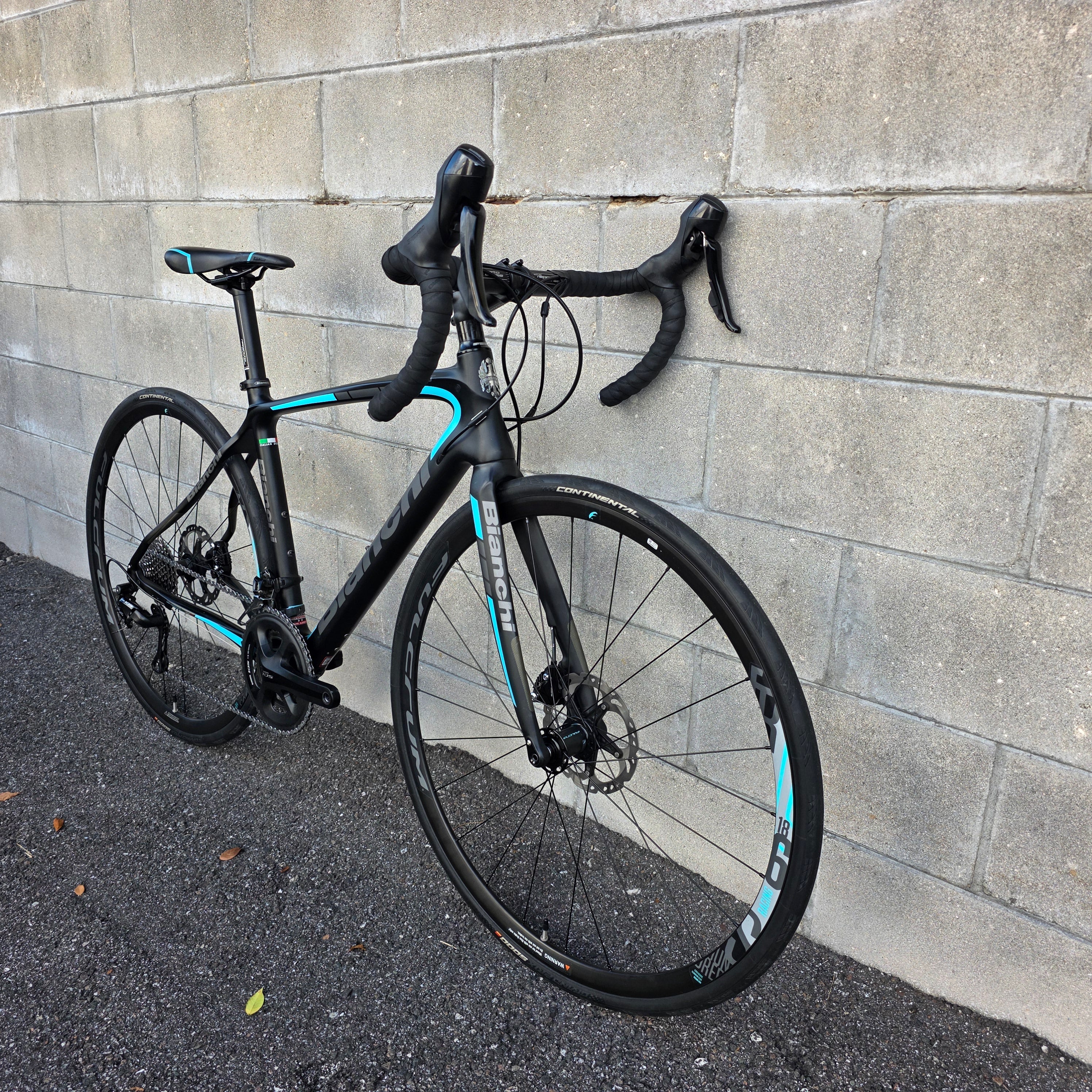 ビアンキBIANCHI INTENSO44 kazuビアンキBIANCHI INTENSO44 Bianchi 2018 road and cyclo-cross