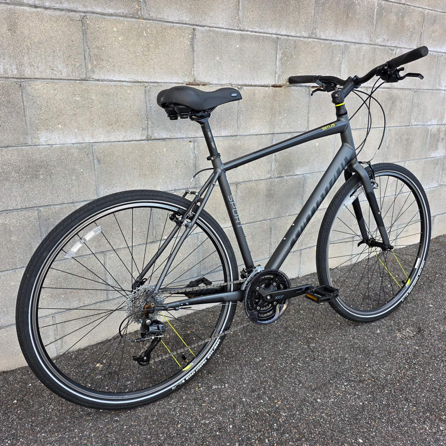 Specialized Sirrus Fitness Bike (Size Large)