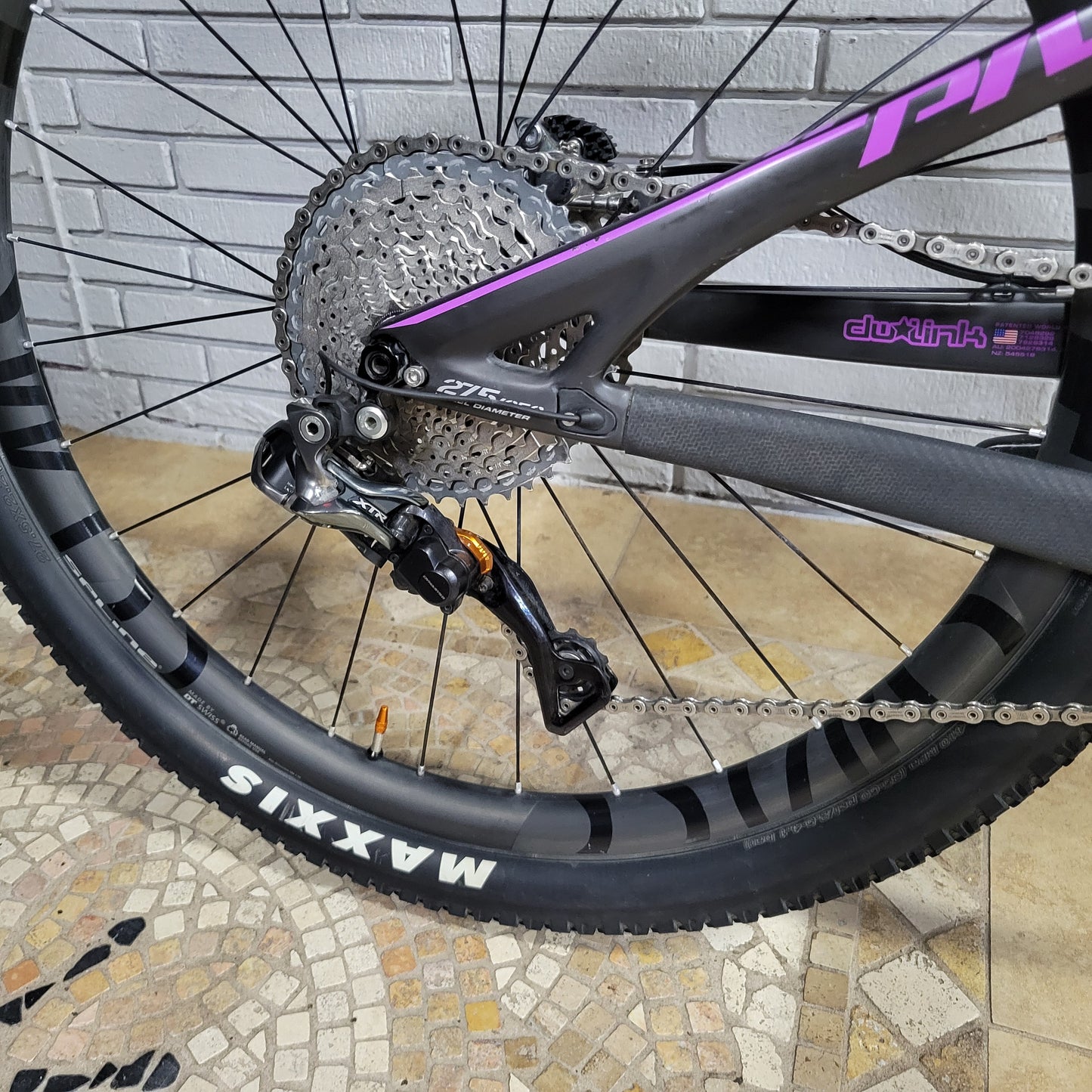 2016 Pivot Mach 4 27.5 (XS Extra Small)