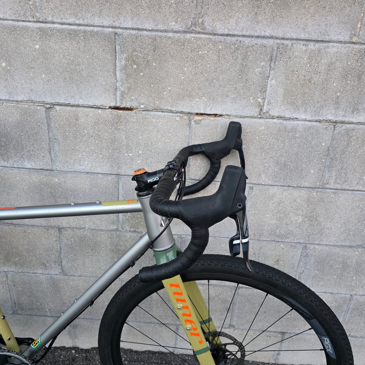 Niner RLT 9 Steel Gravel Bike (53cm) SRAM Force 1x