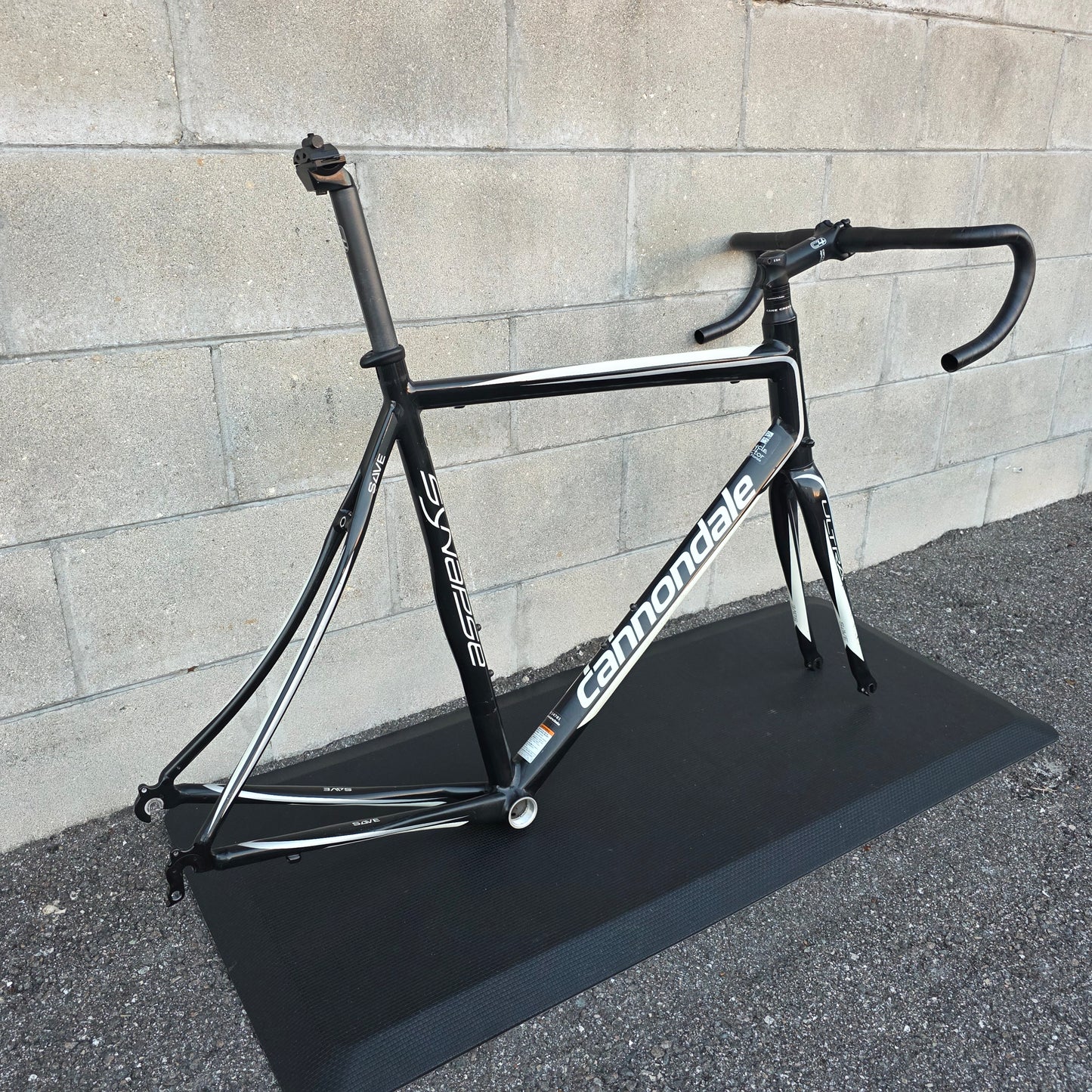 Cannondale Synapse Frameset (58cm) Endurance Road Bike