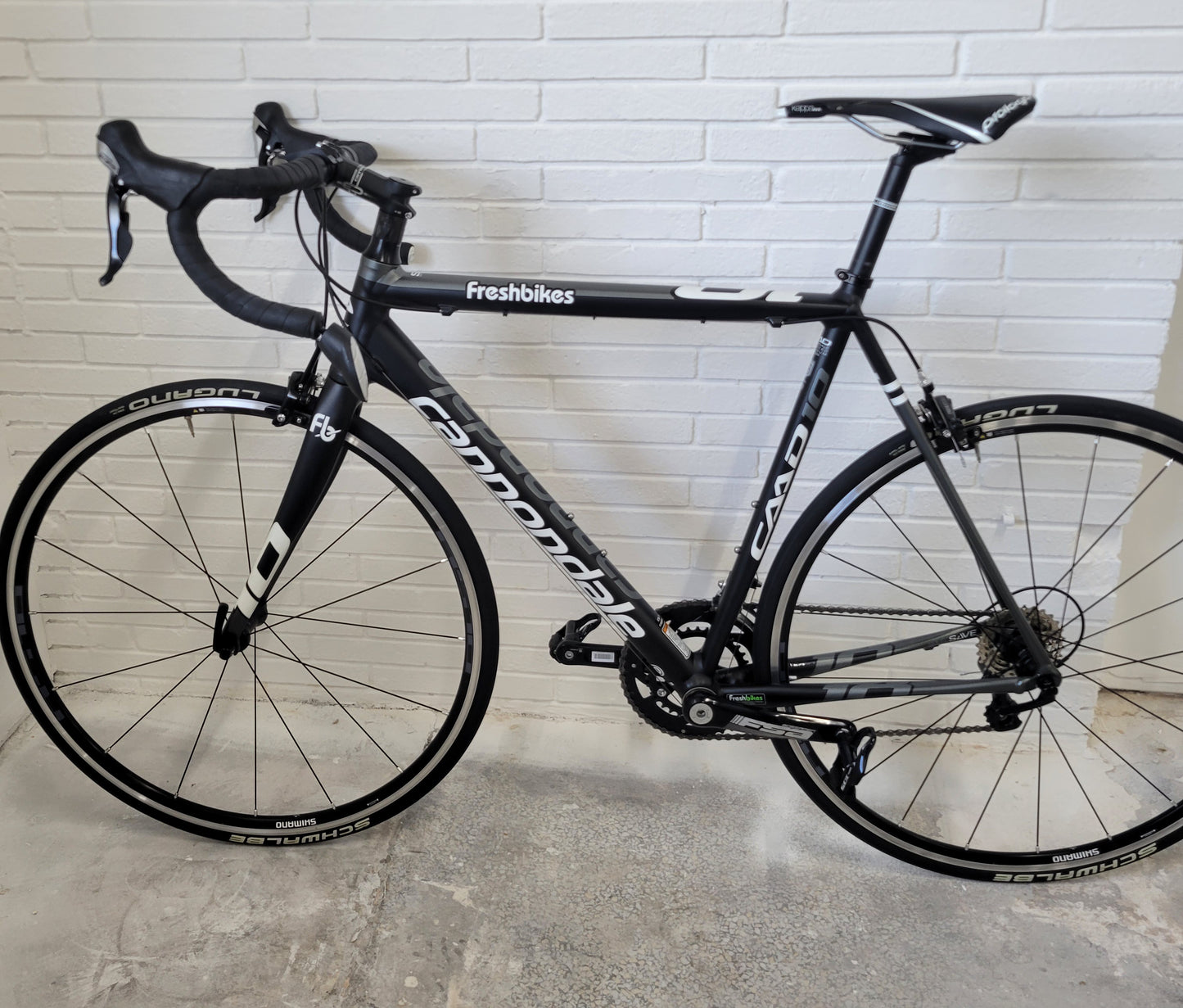 2015 Cannondale Caad10 5 105 Road Bike (56cm)