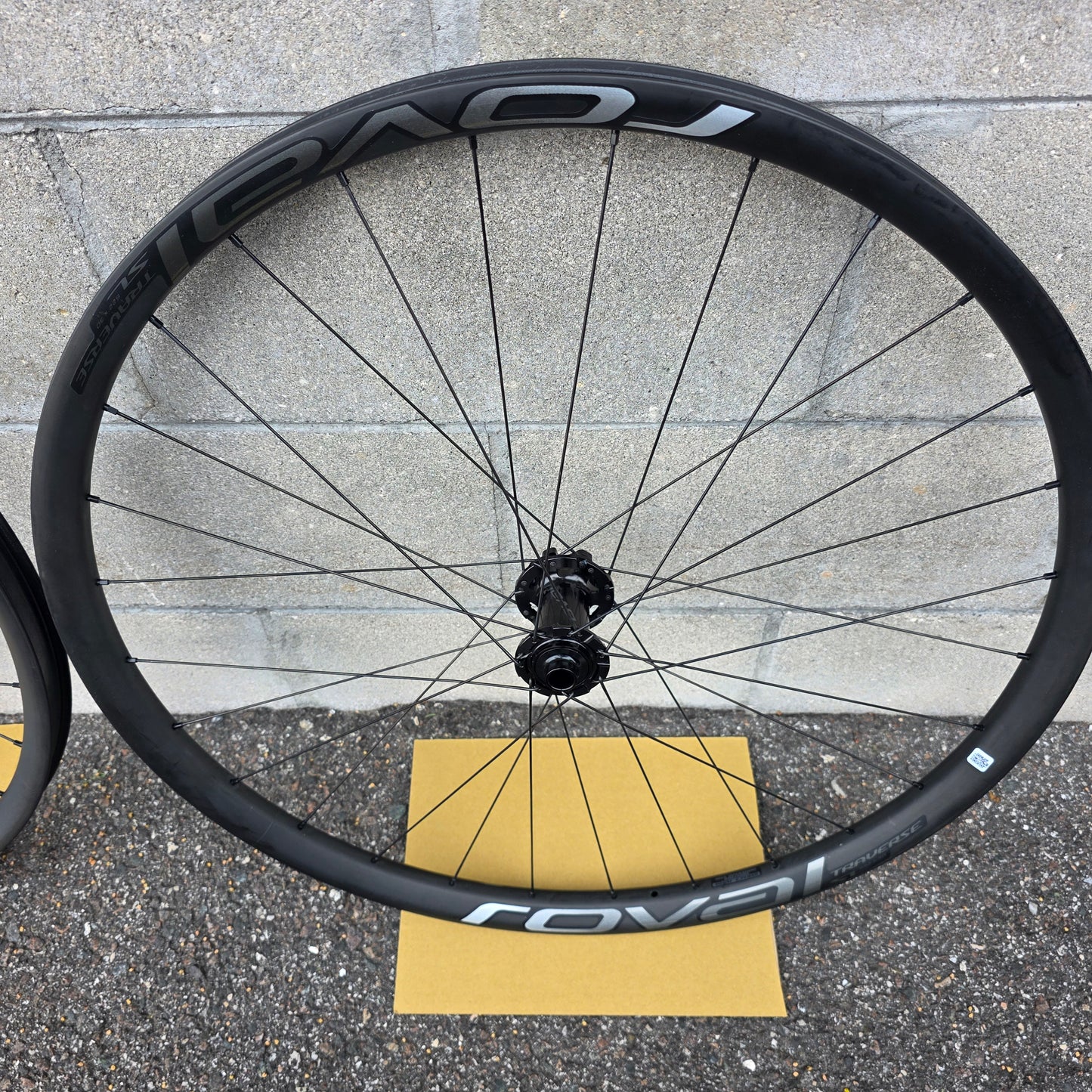 Roval Traverse SL 29 6b Carbon Wheelset DT 240
