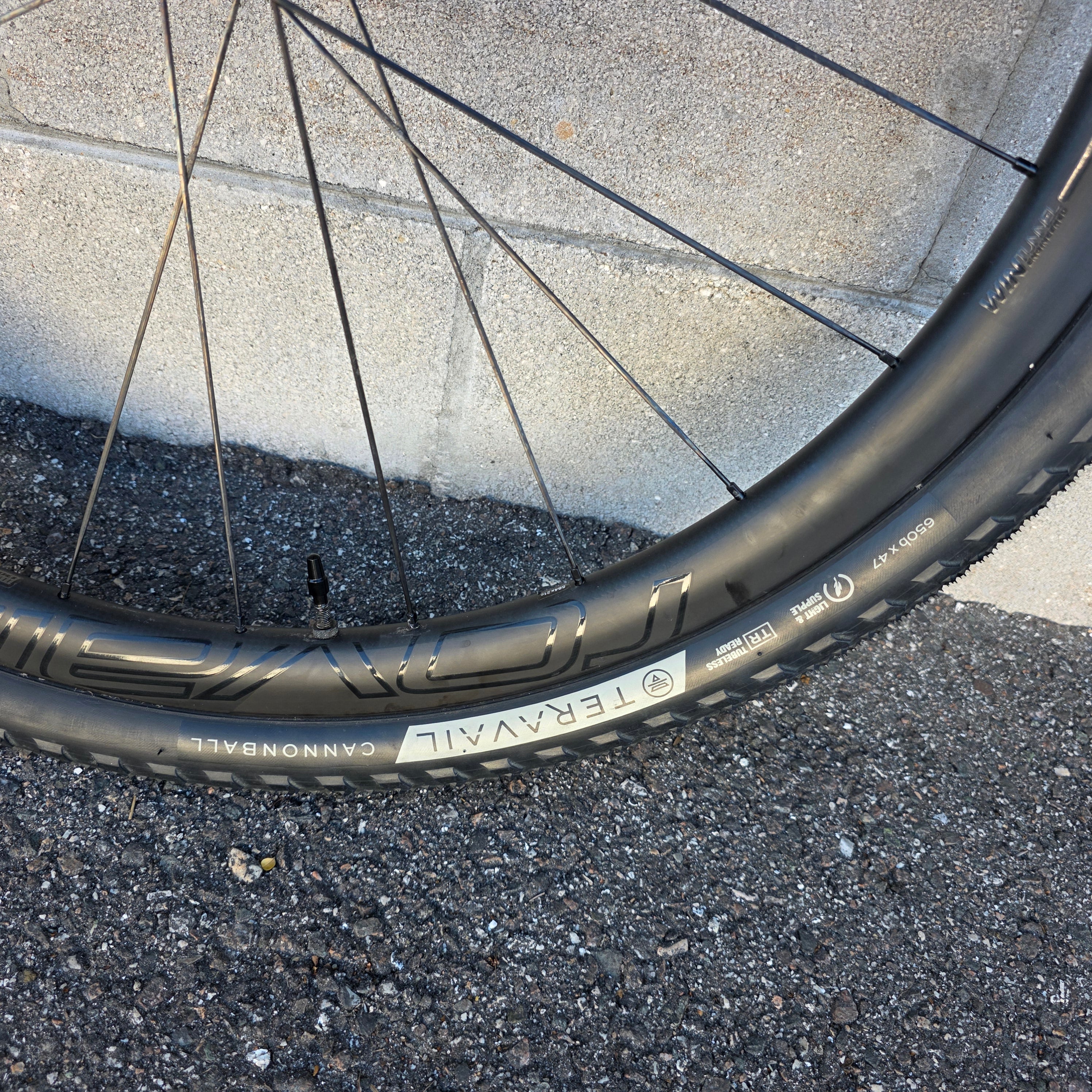 Roval Rapide CLX 32 650b wheelset Gravel – South Tampa Bicycle Co.