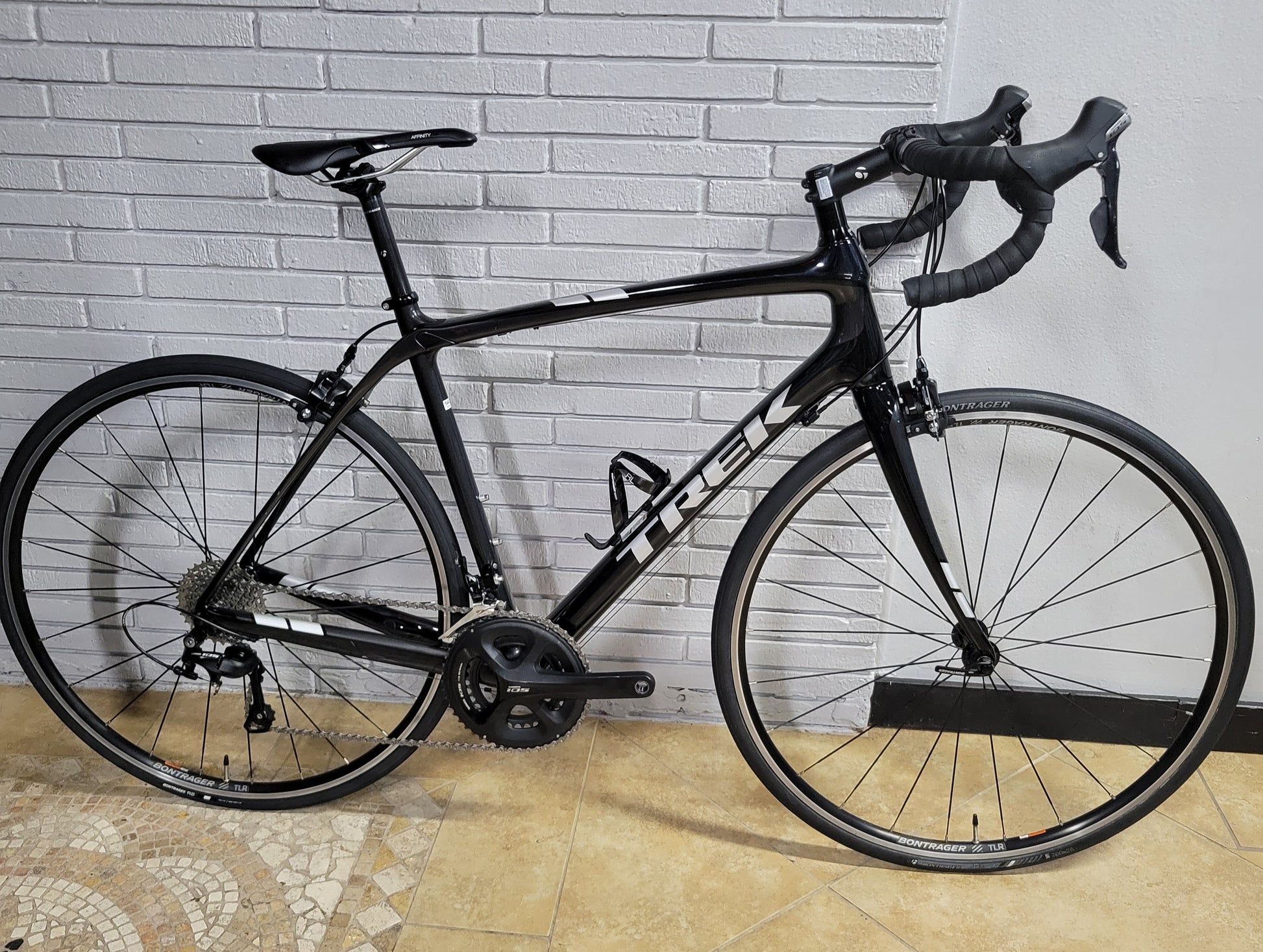 2017 Trek Domane S (56cm) – South Tampa Bicycle Co