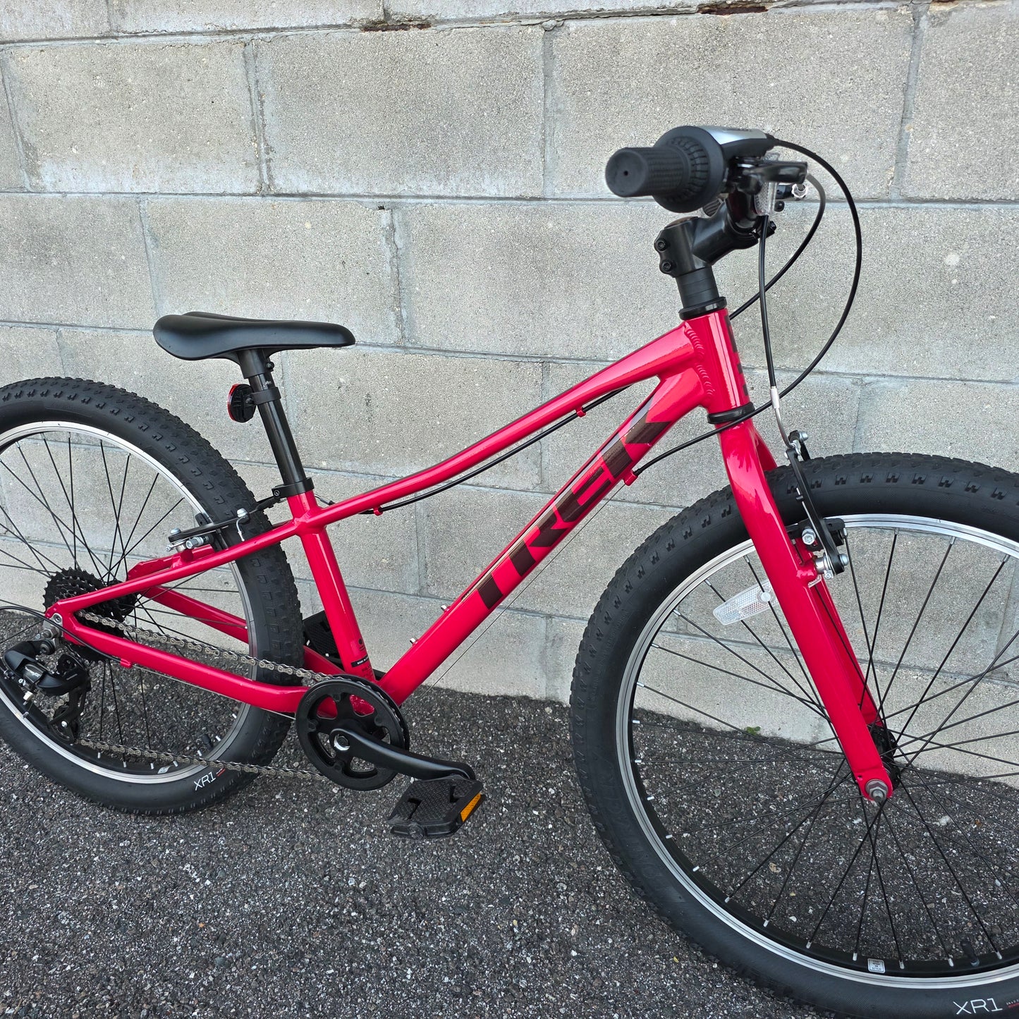 Trek Precaliber 24 kids mountain bike