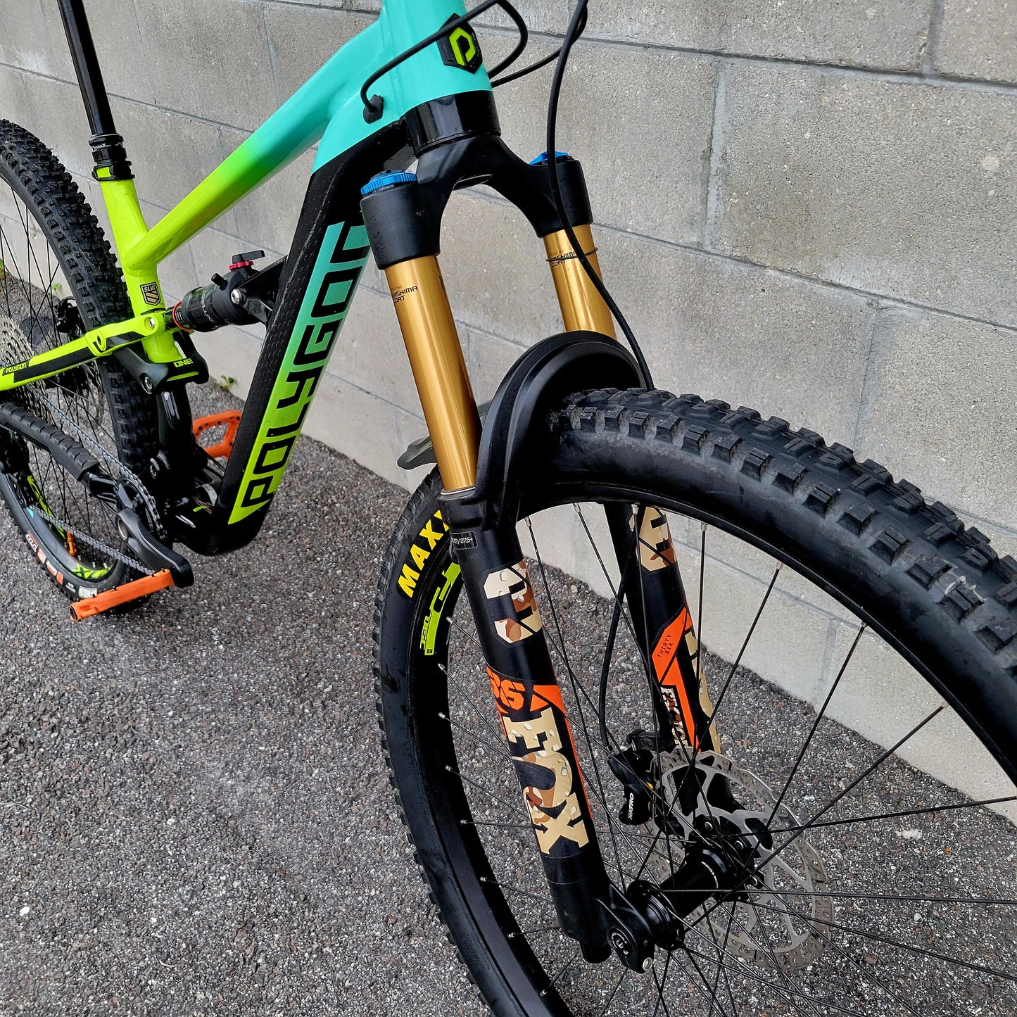 Polygon Siskiu T7 (Medium) Fox 36, XT 12s