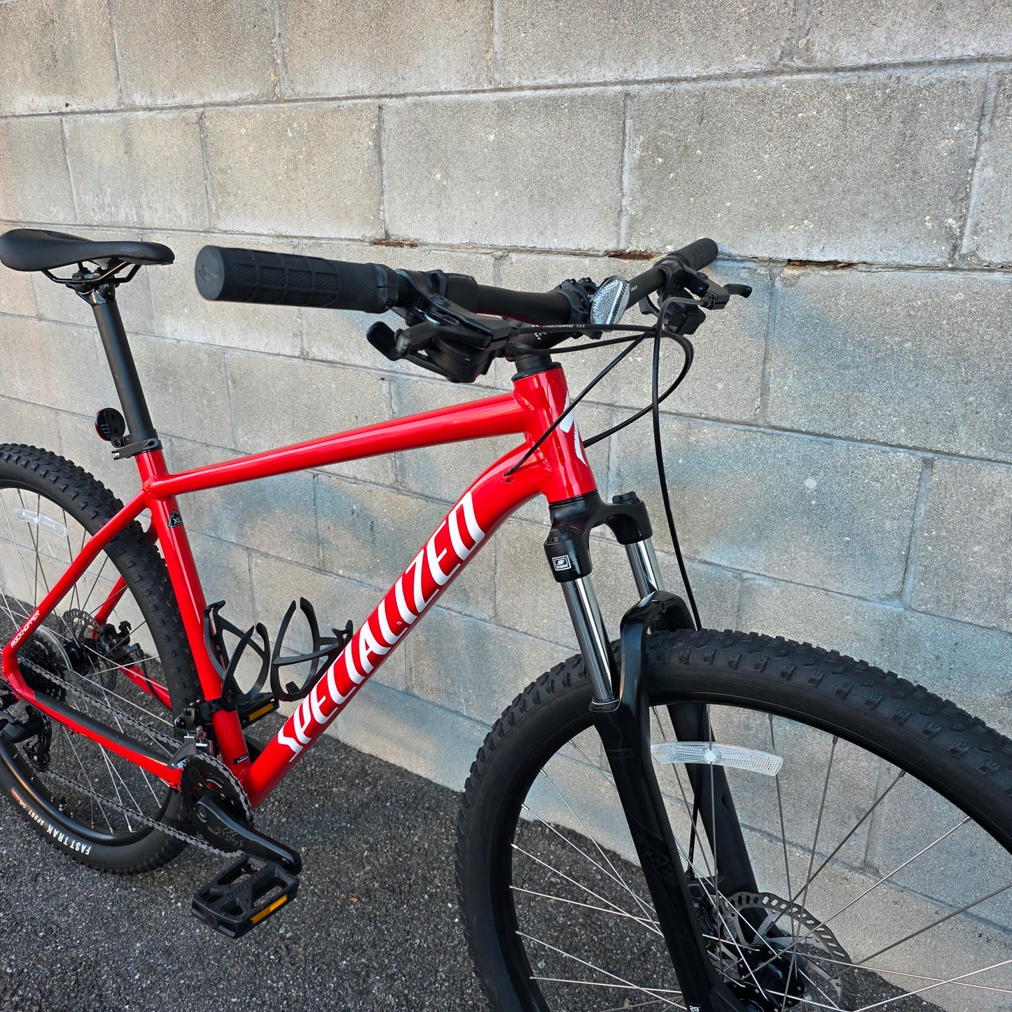 2023 Specialized Rockhopper XL (Local in-store pick up only)