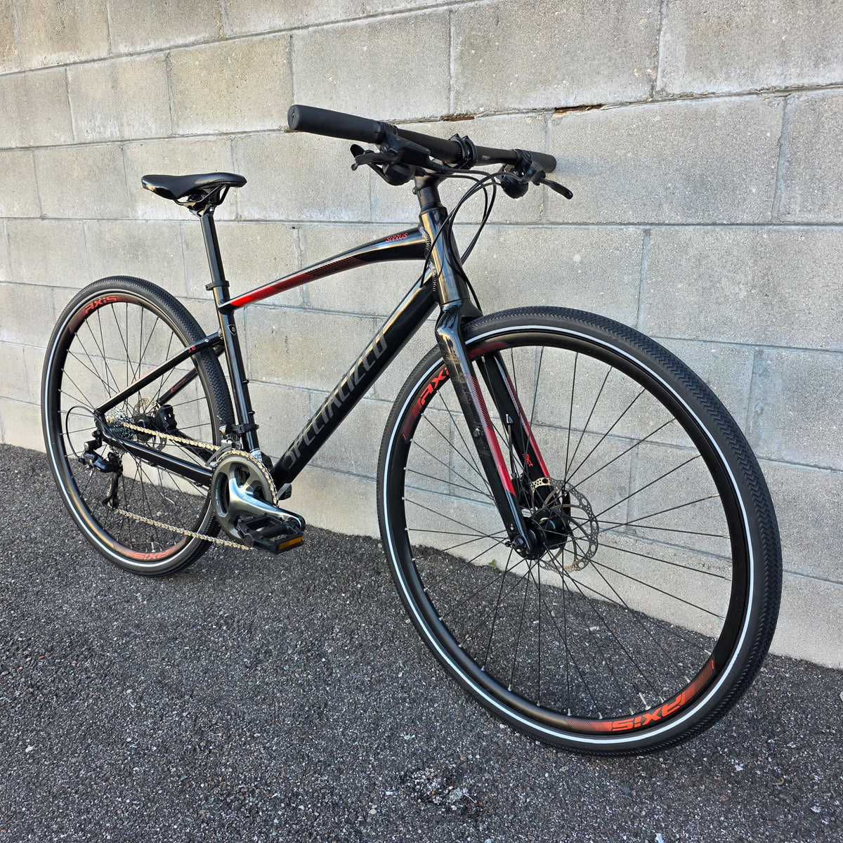 2024 Specialized Sirrus 3.0 (Size Small) Black Red