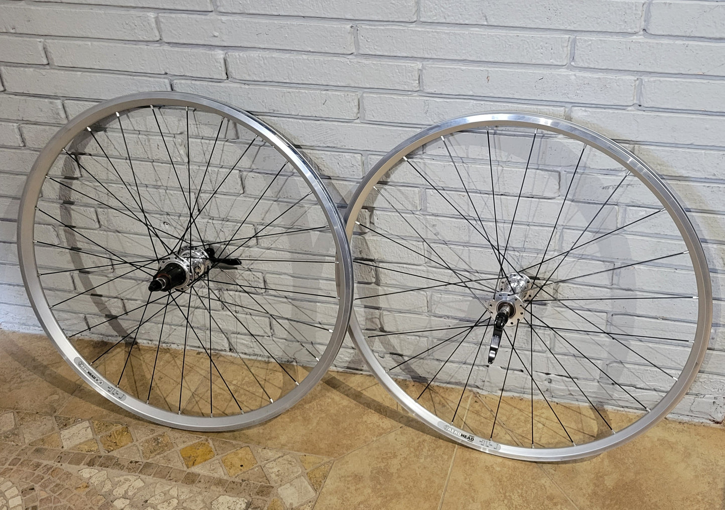 Phil Wood/ Velocity 650c wheelset 135r, 100f spacing