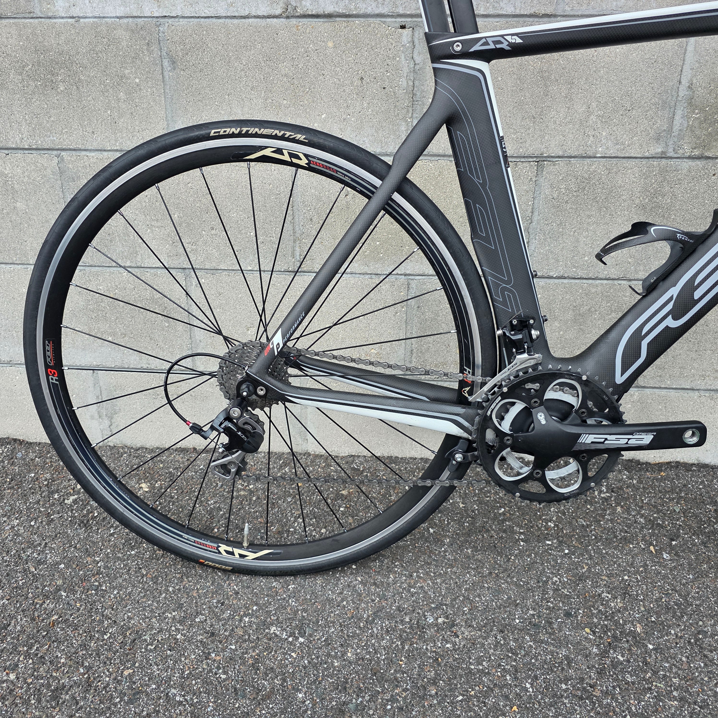 Y*d様 FELT AR5 2012モデル　フルカーボンロードバイク 2012 Felt AR 5 Carbon Aero Road Bike – South Tampa Bicycle Co.